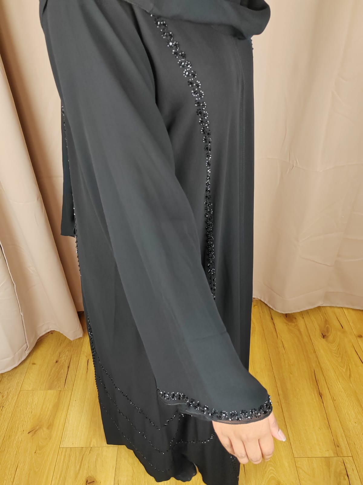 Amina open abaya