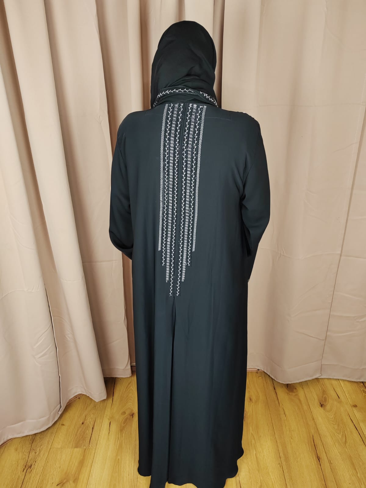 Hibo open abaya