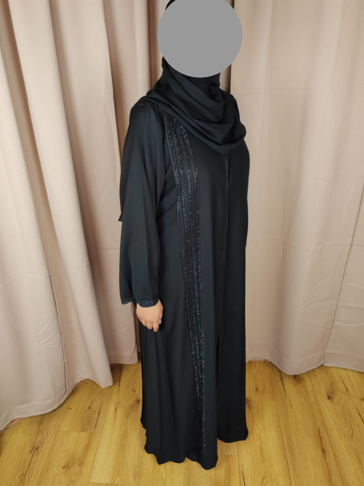 Aisha open abaya