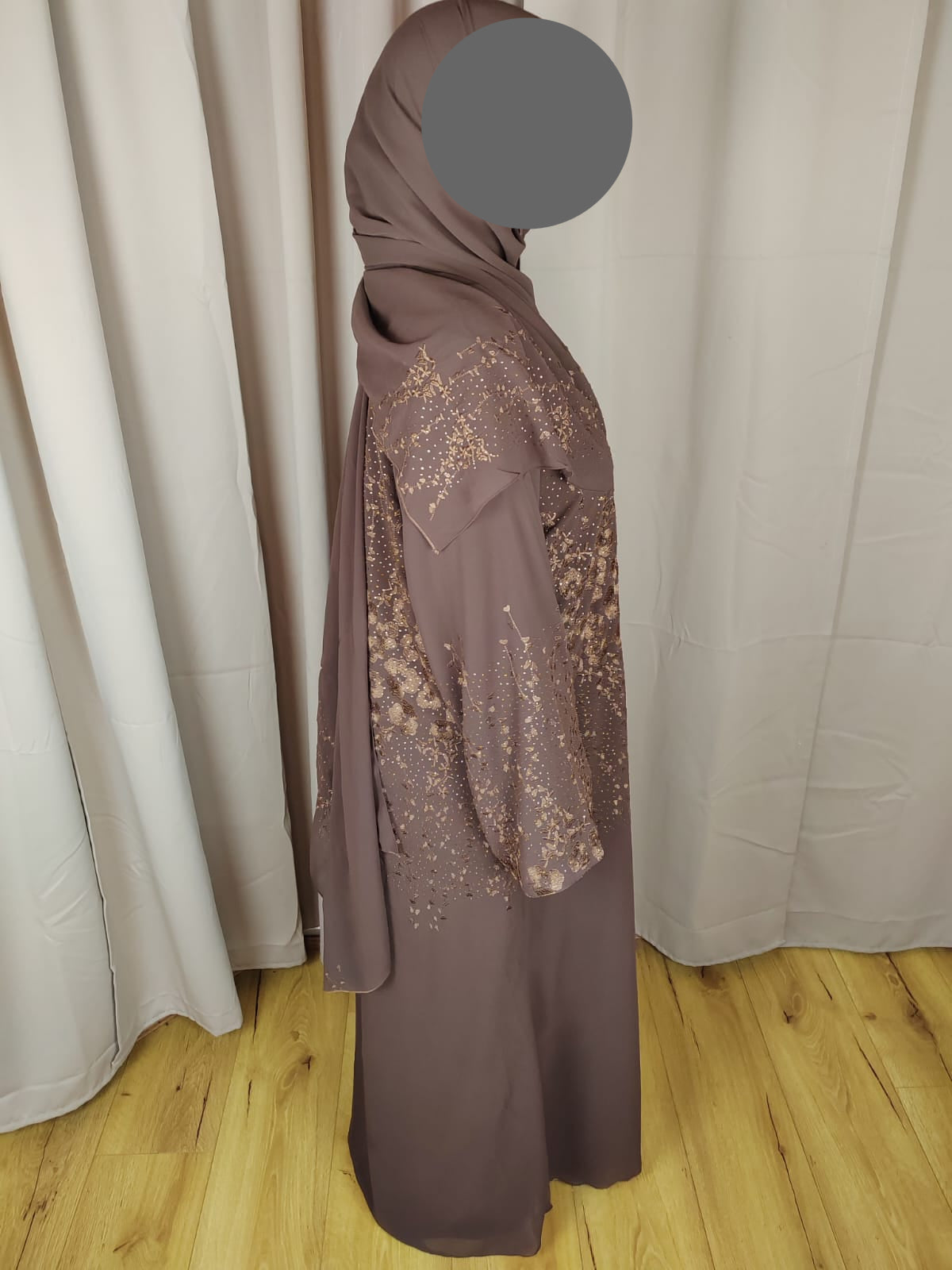 Hanaan Abaya