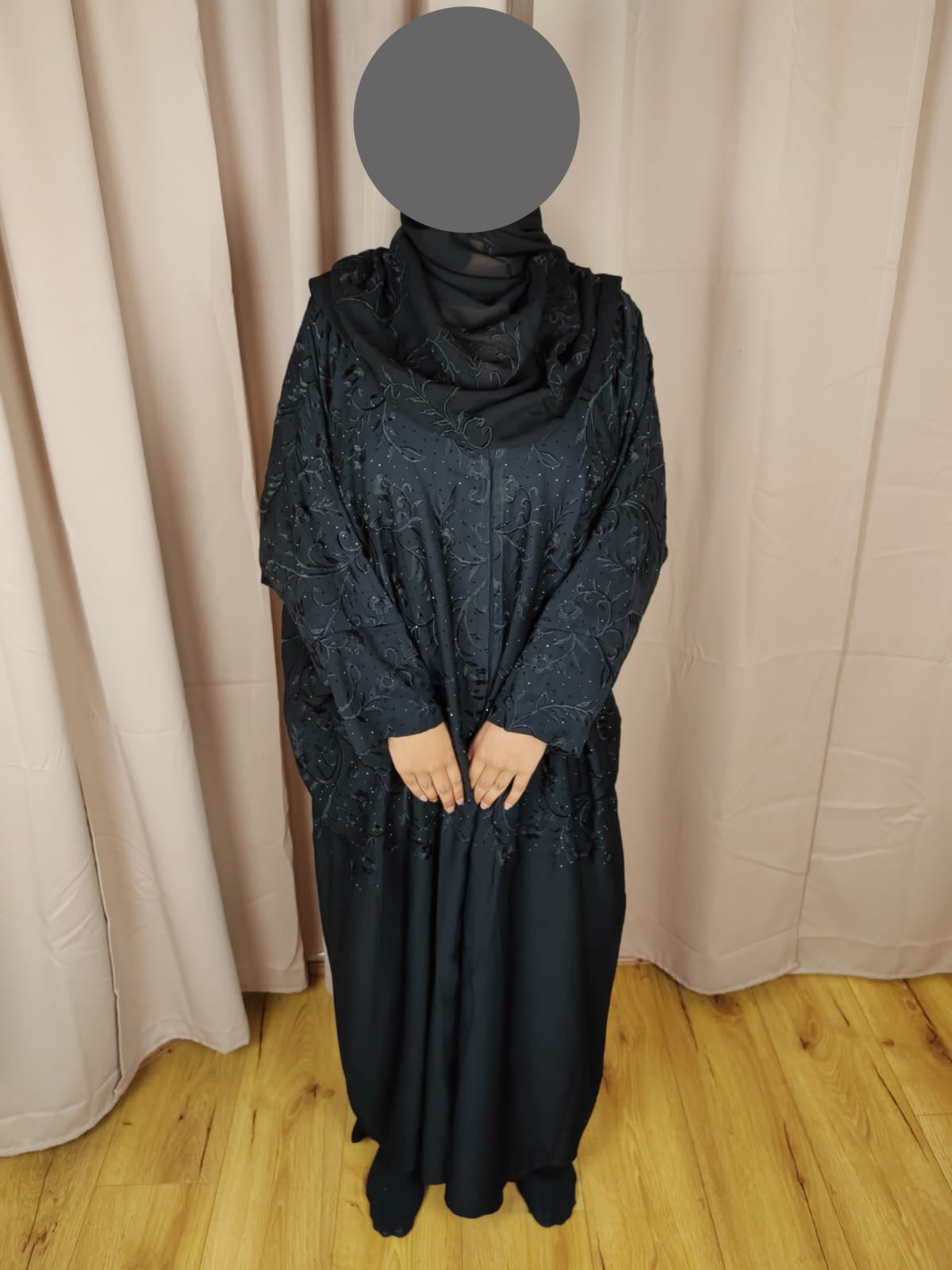 Ayaan Batwing open abaya