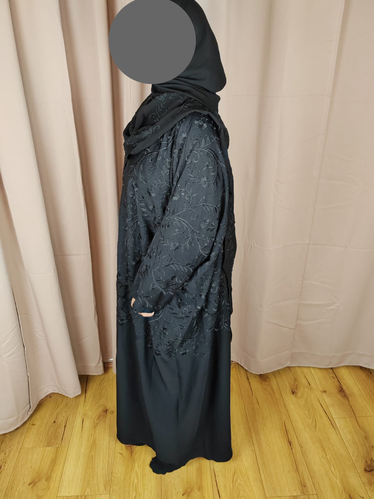 Ayaan Batwing open abaya