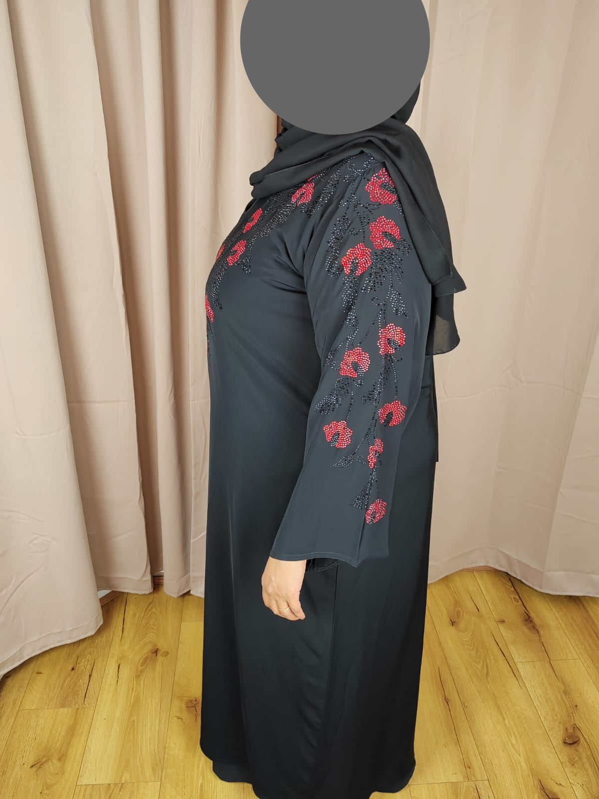 Salaam abaya