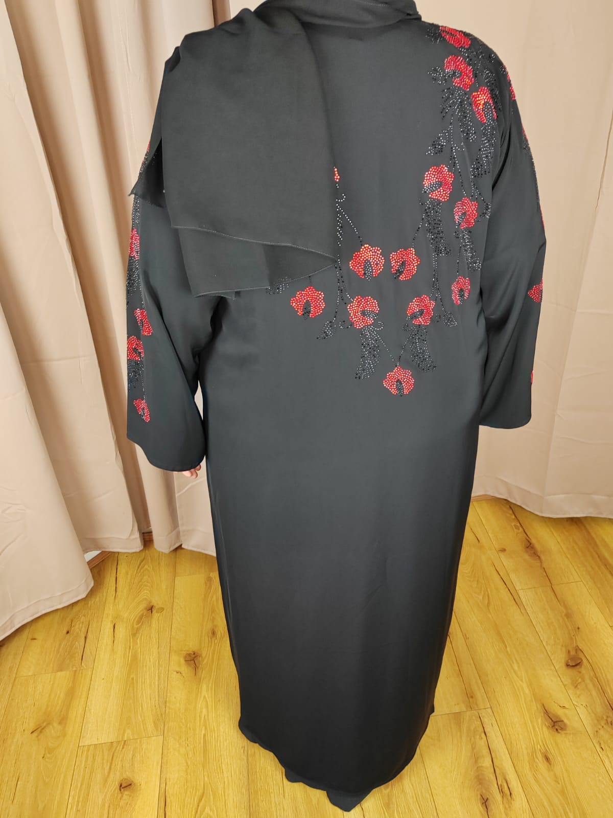 Salaam abaya