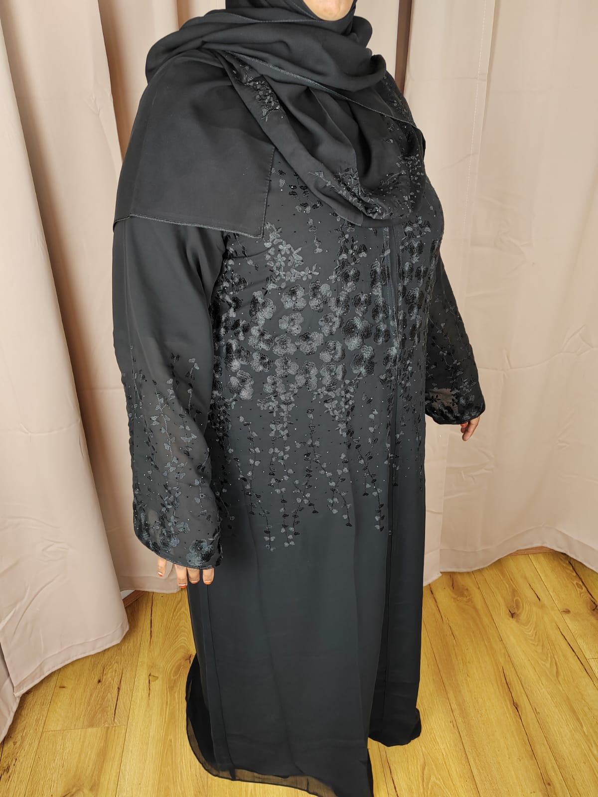 Uzma open abaya
