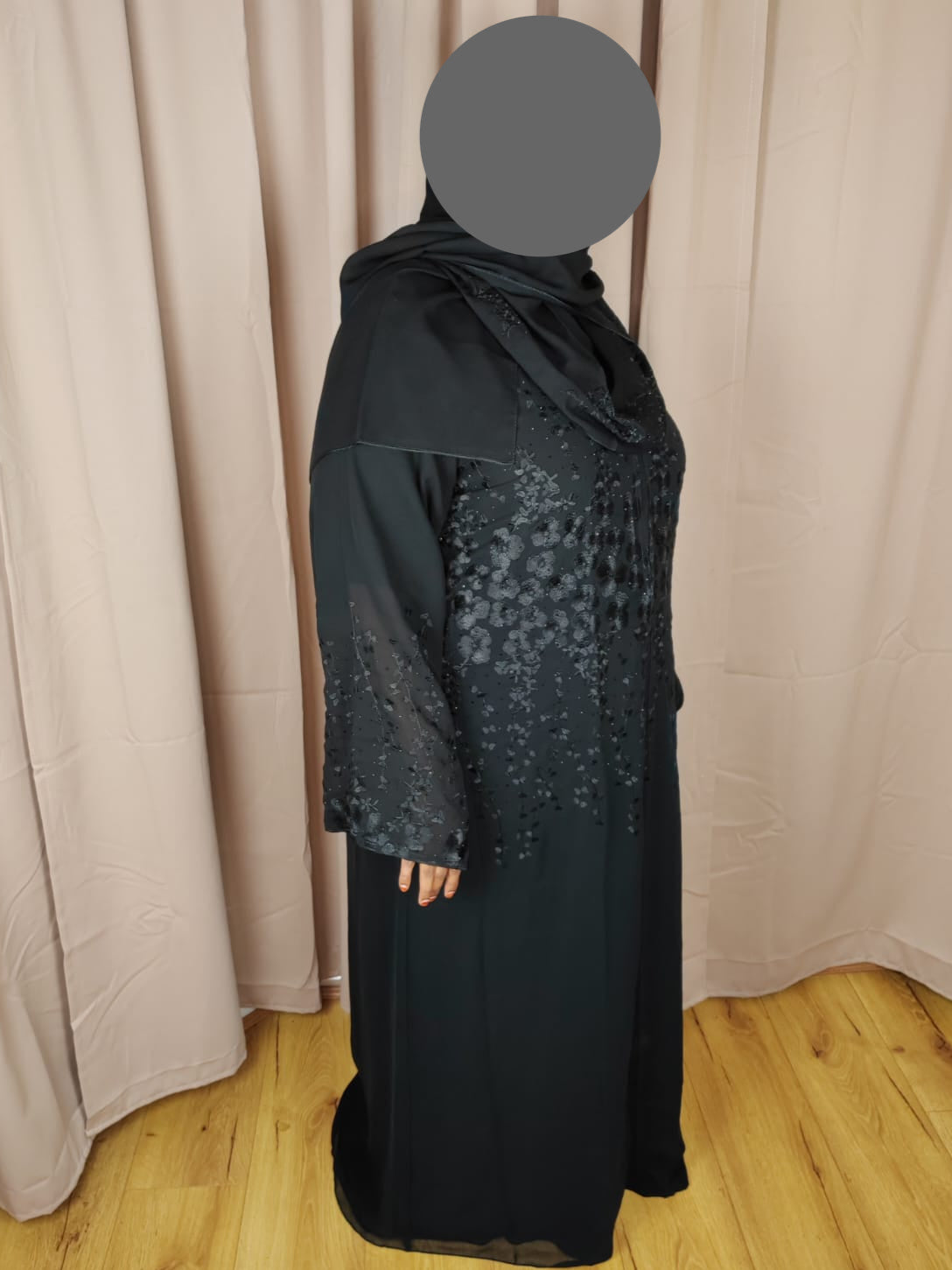 Uzma open abaya