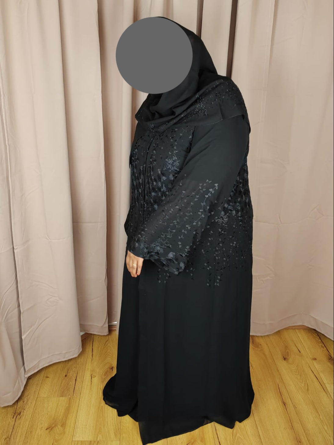 Uzma open abaya