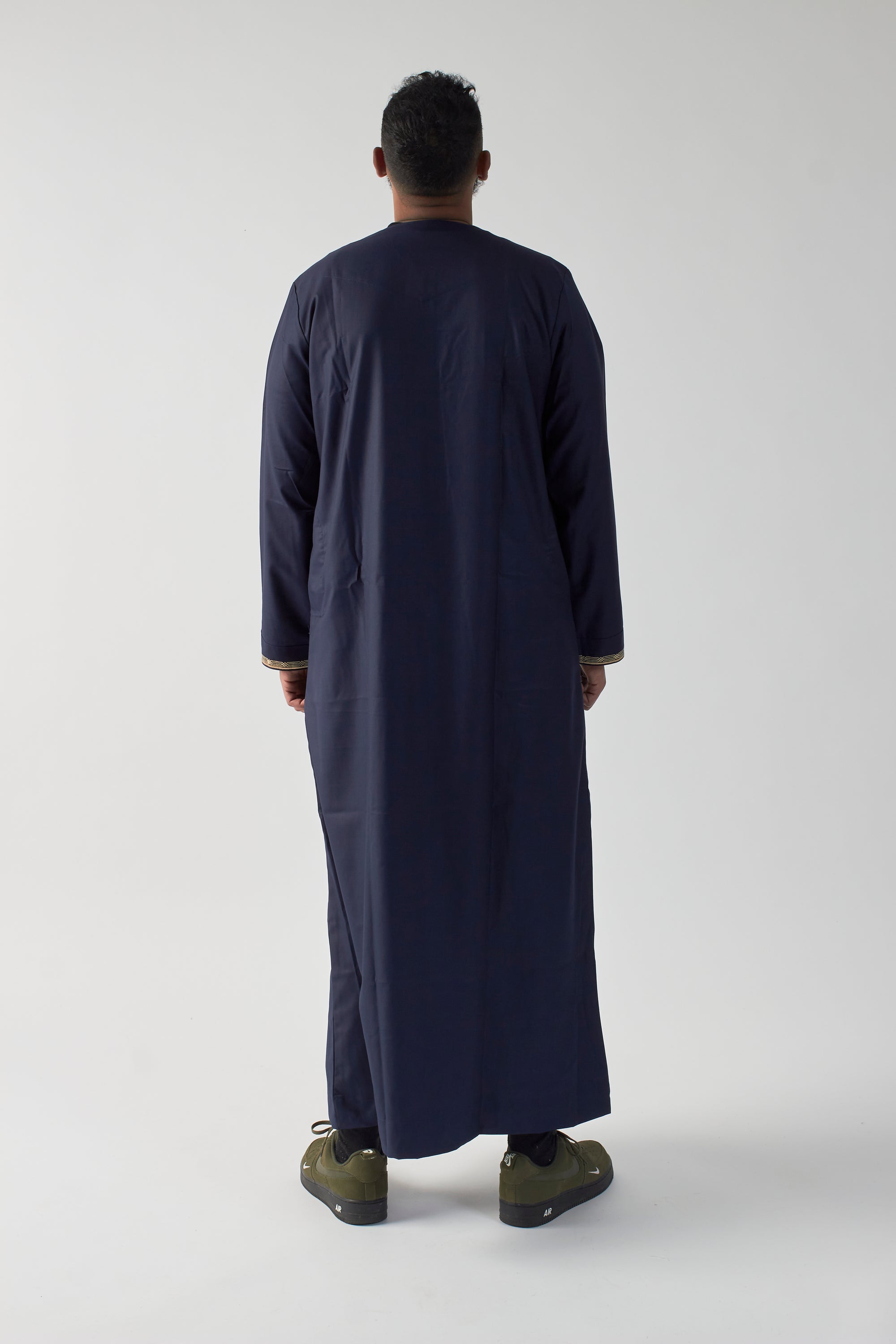 Embroidered Omani Thobe - Navy Blue