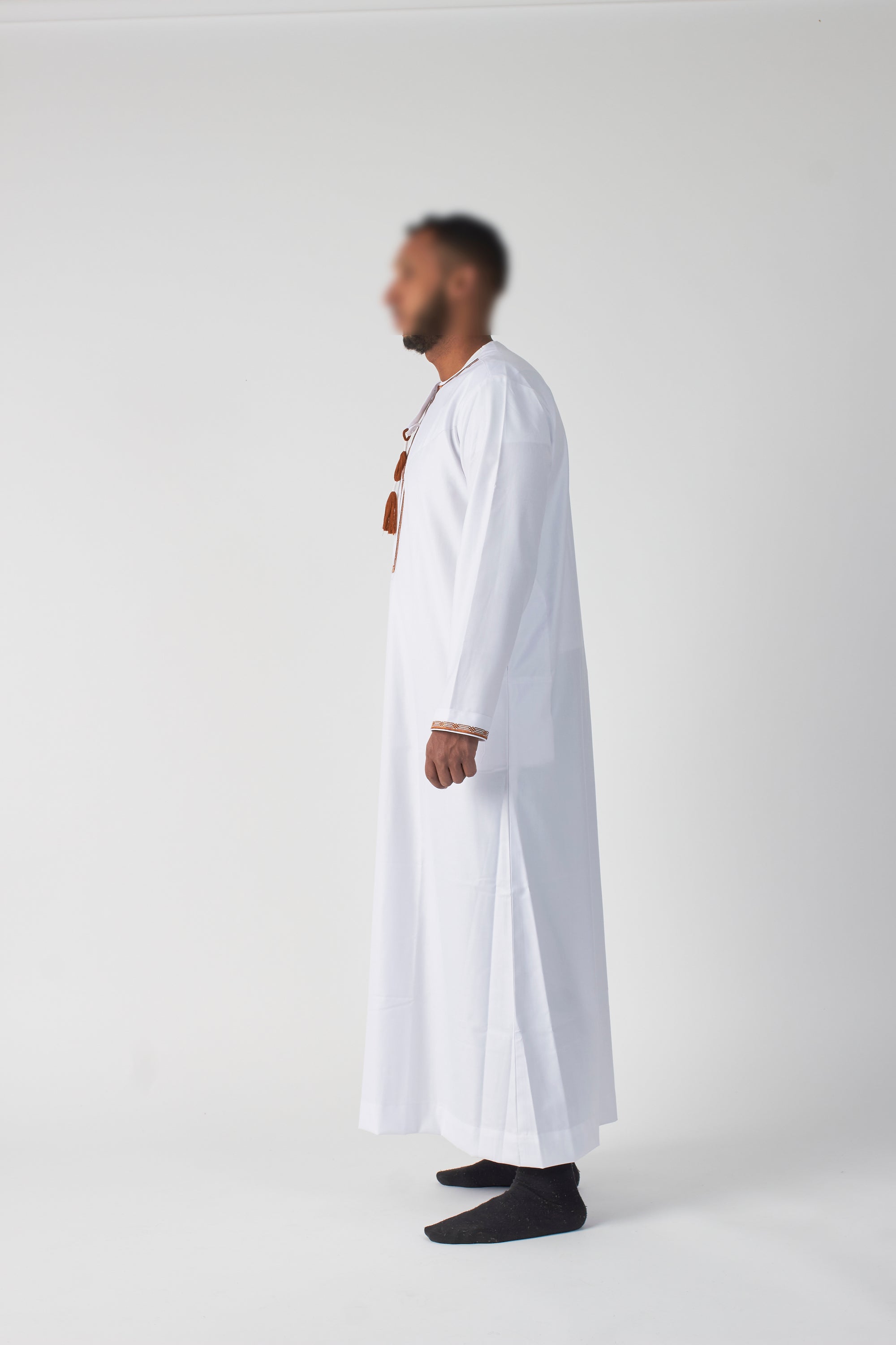 Embroidered Omani Thobe - White