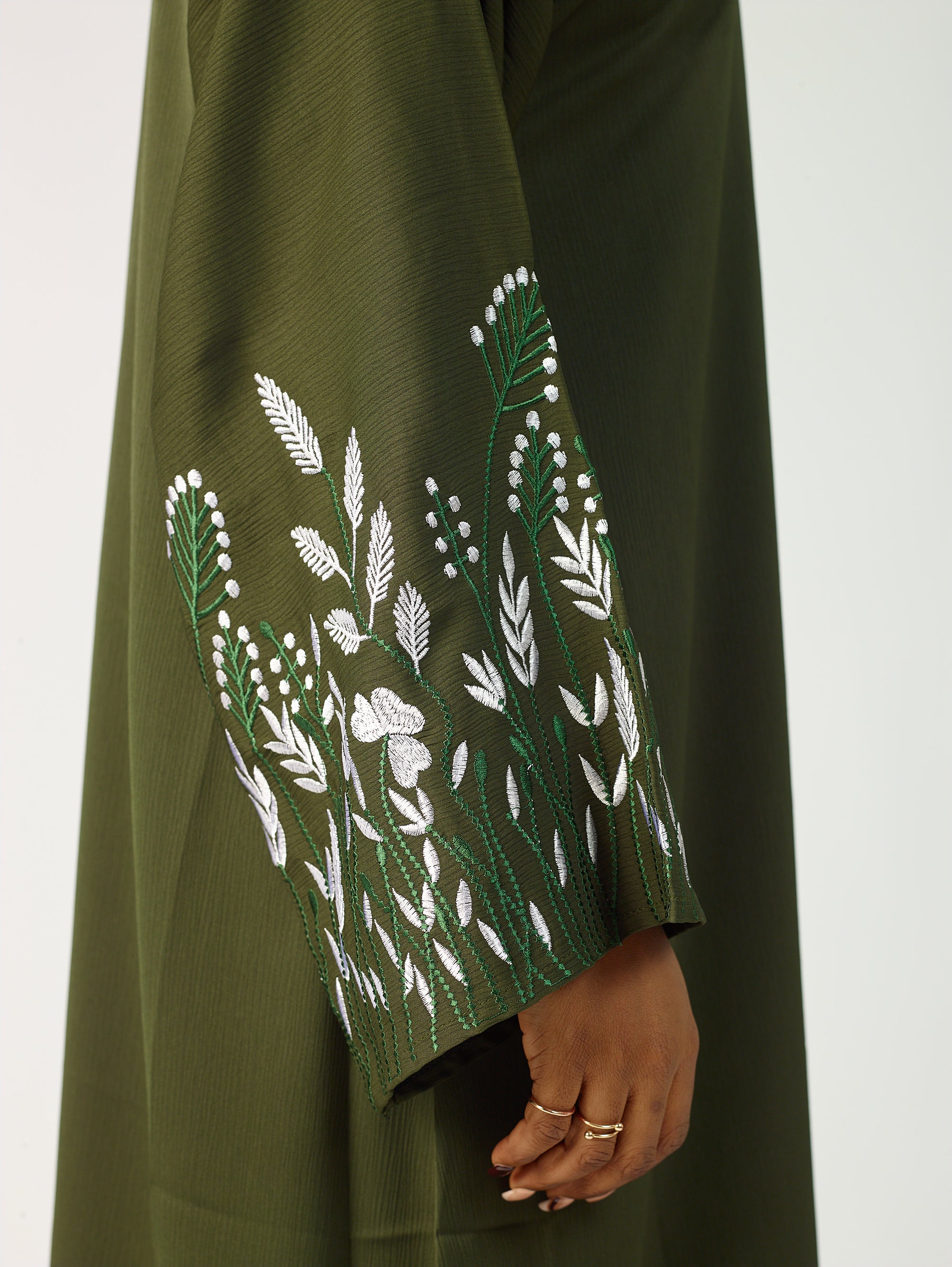 Maira abaya