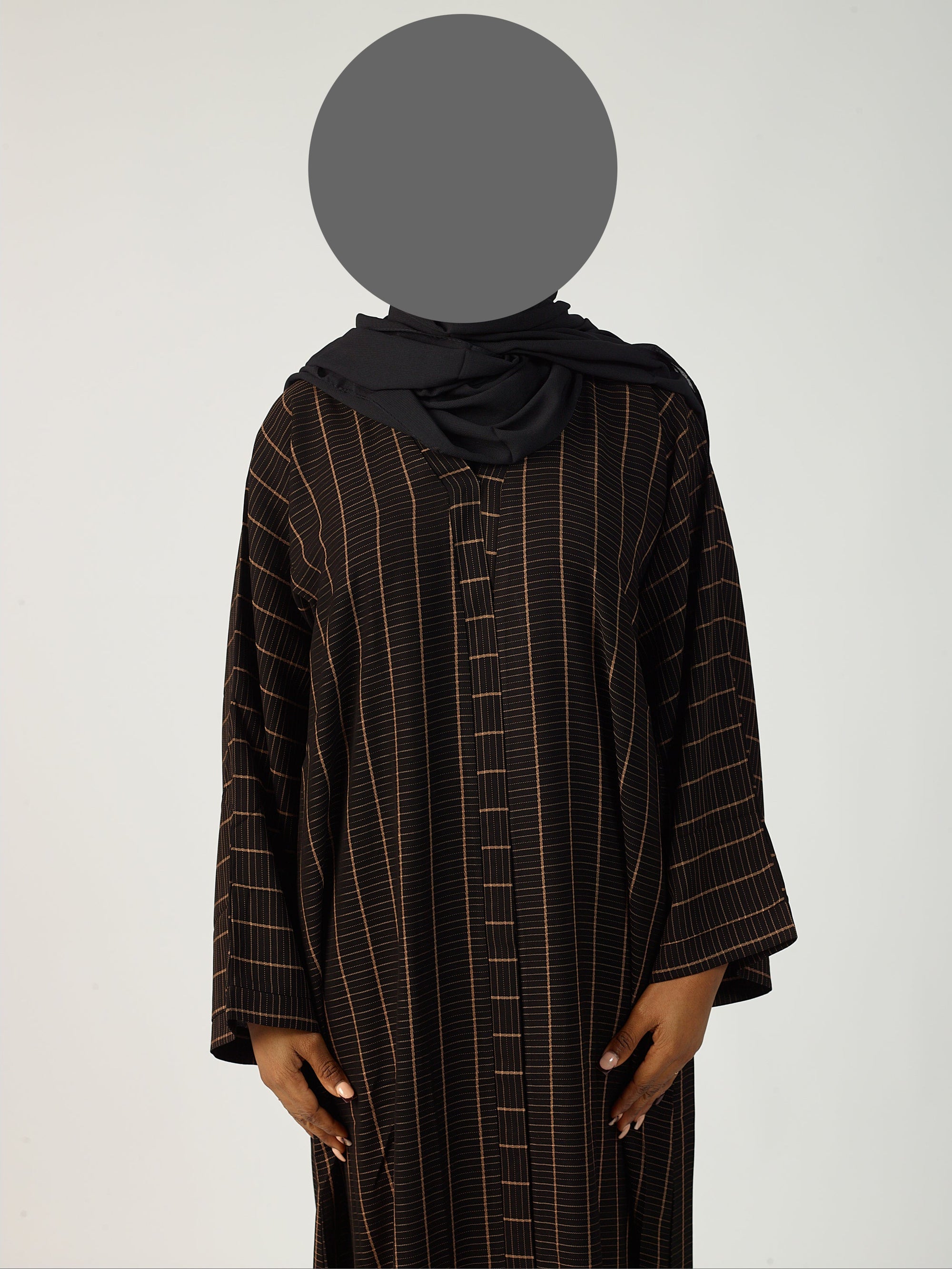 Madiha abaya