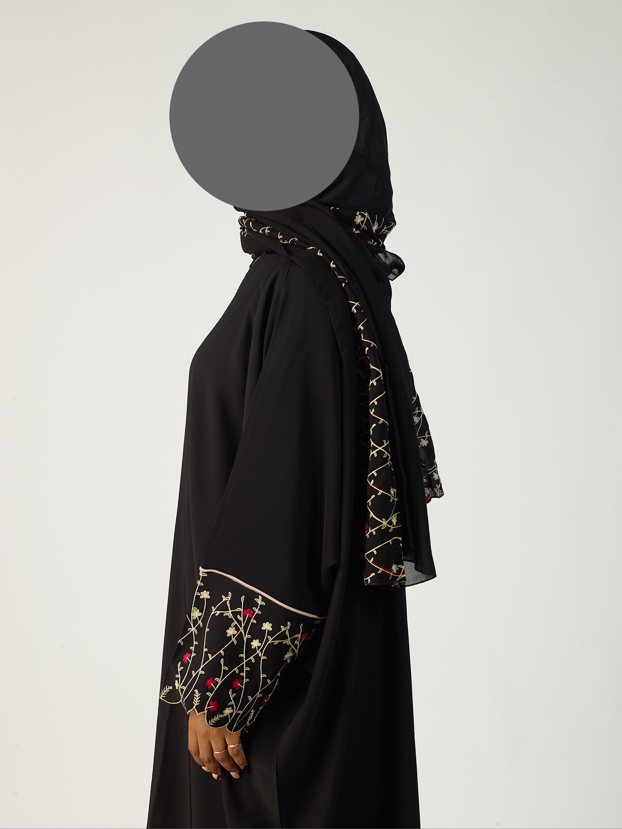Hafsa open abaya