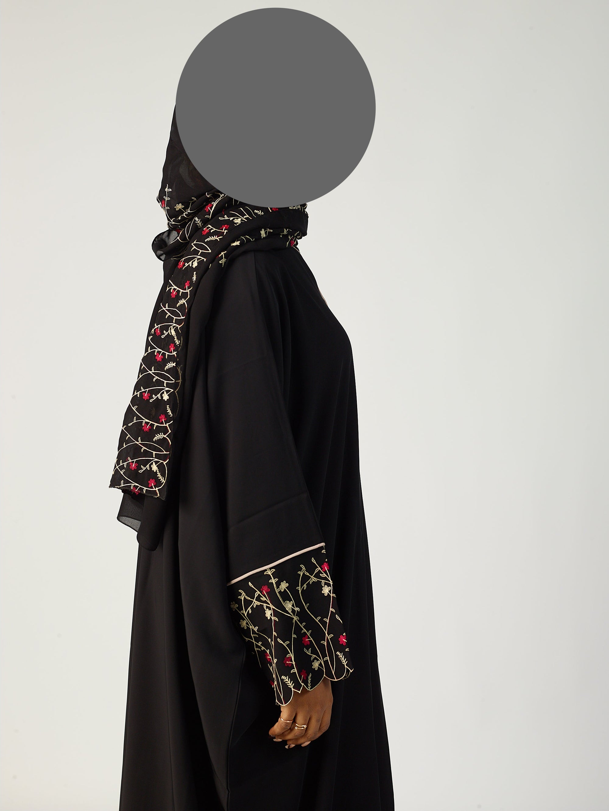 Hafsa open abaya