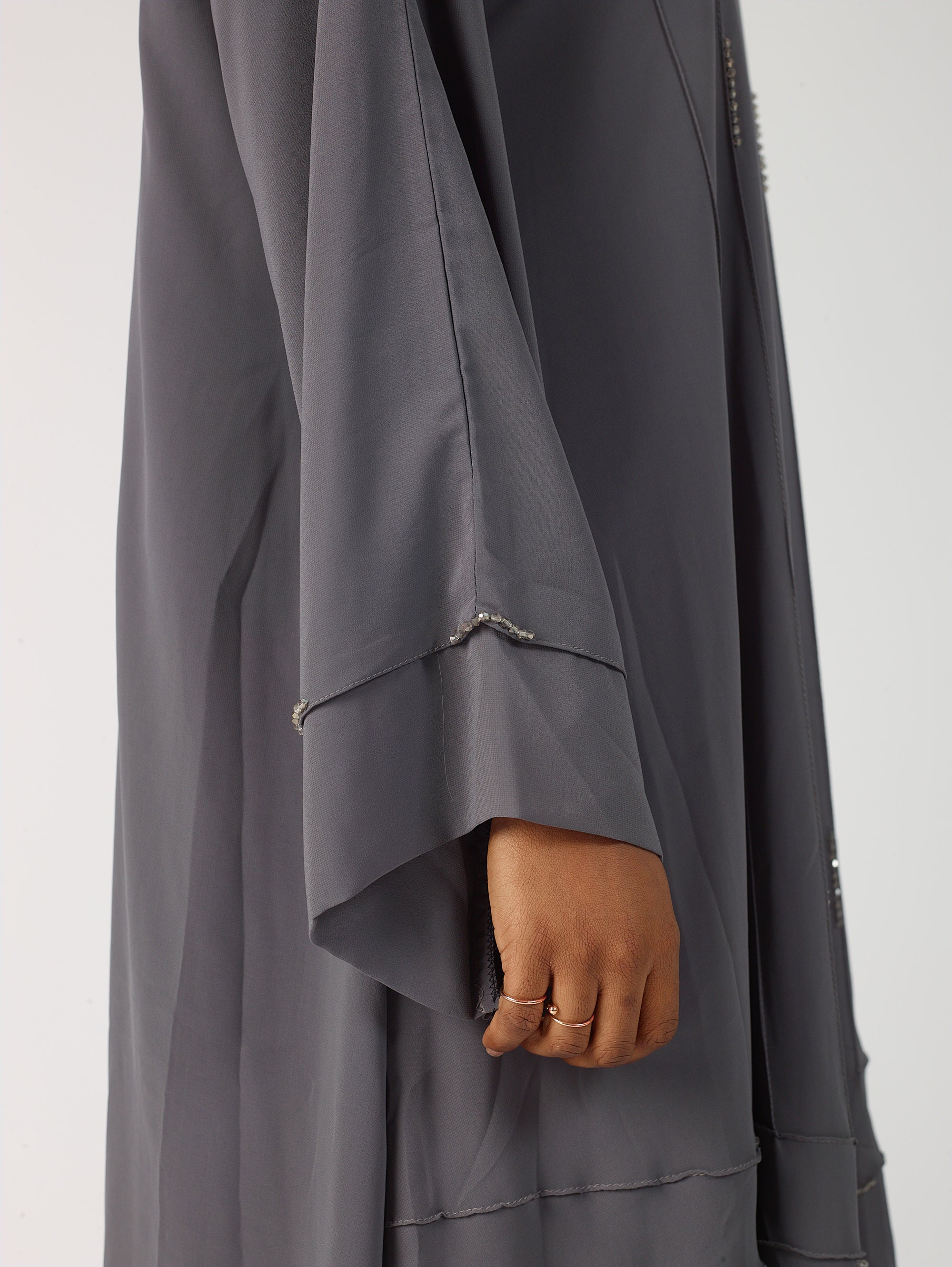 Ibtisaar Abaya