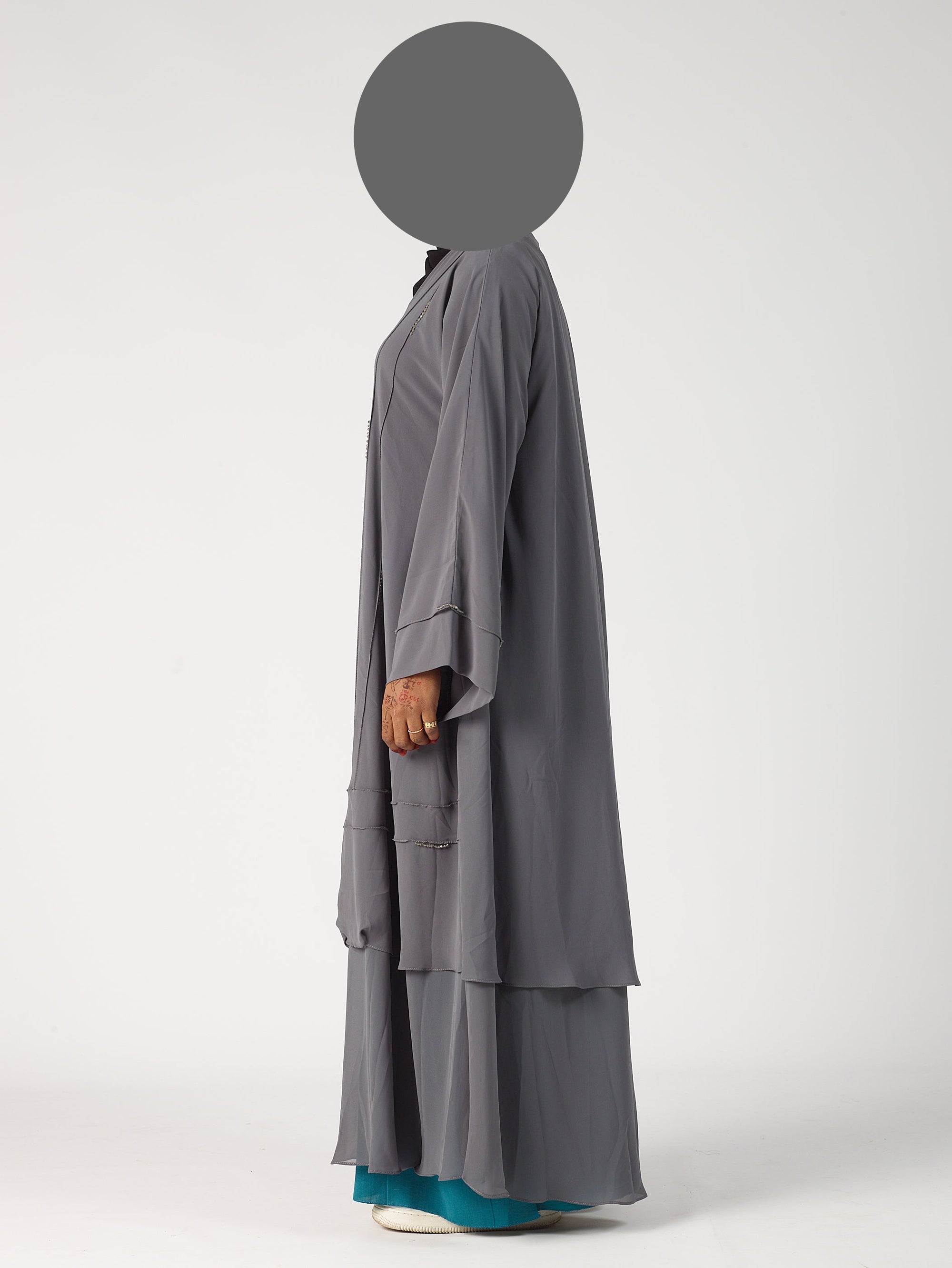 Ibtisaar Abaya