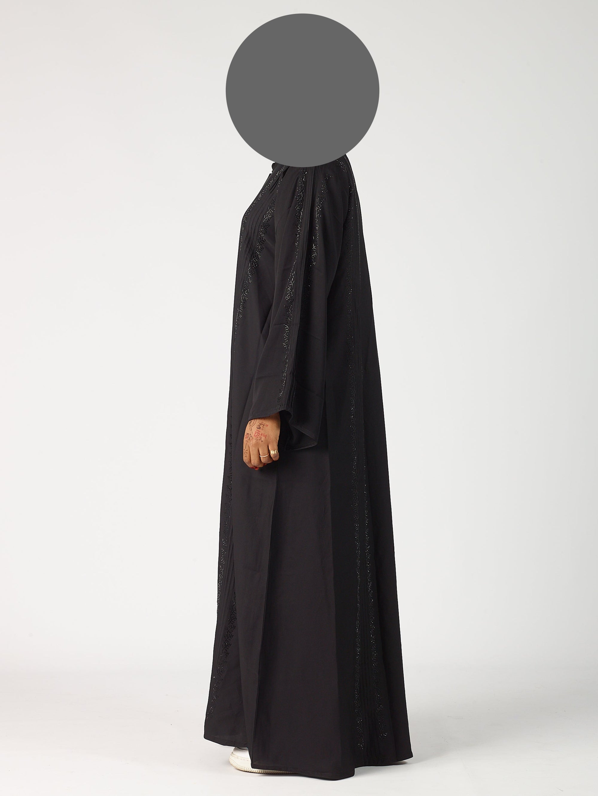 Rose closed abaya