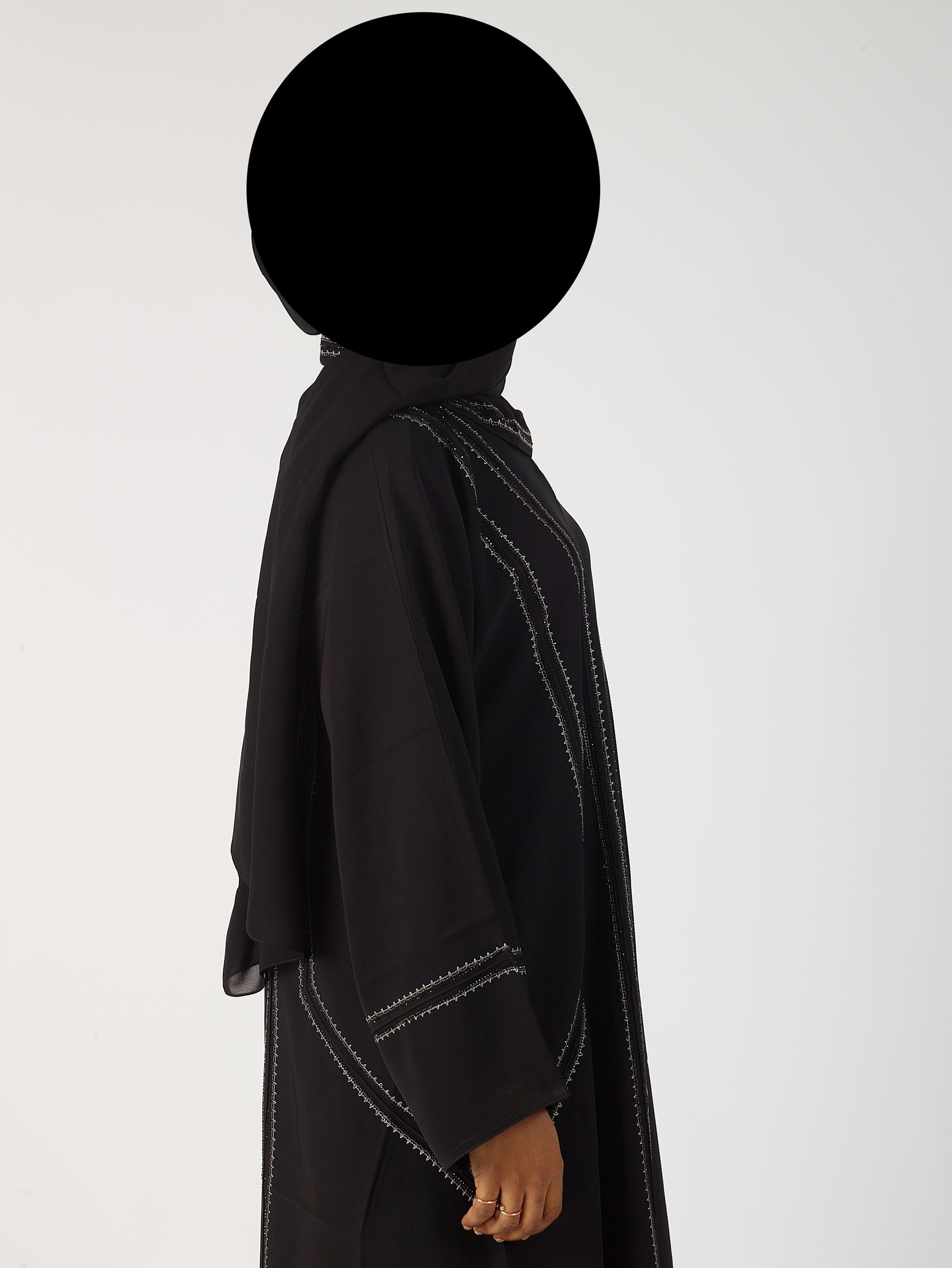 Zara closed abaya