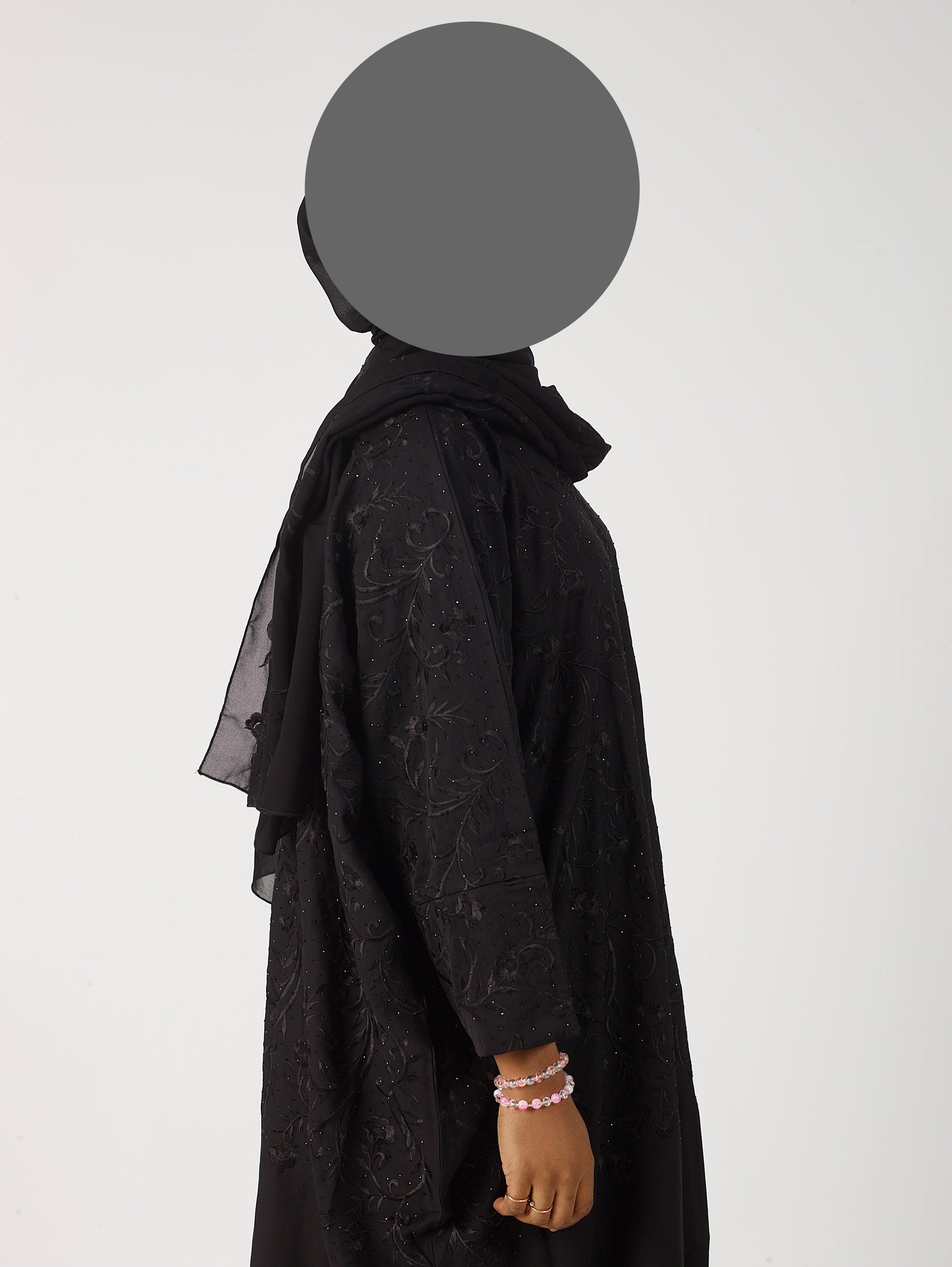 Ayaan open abaya