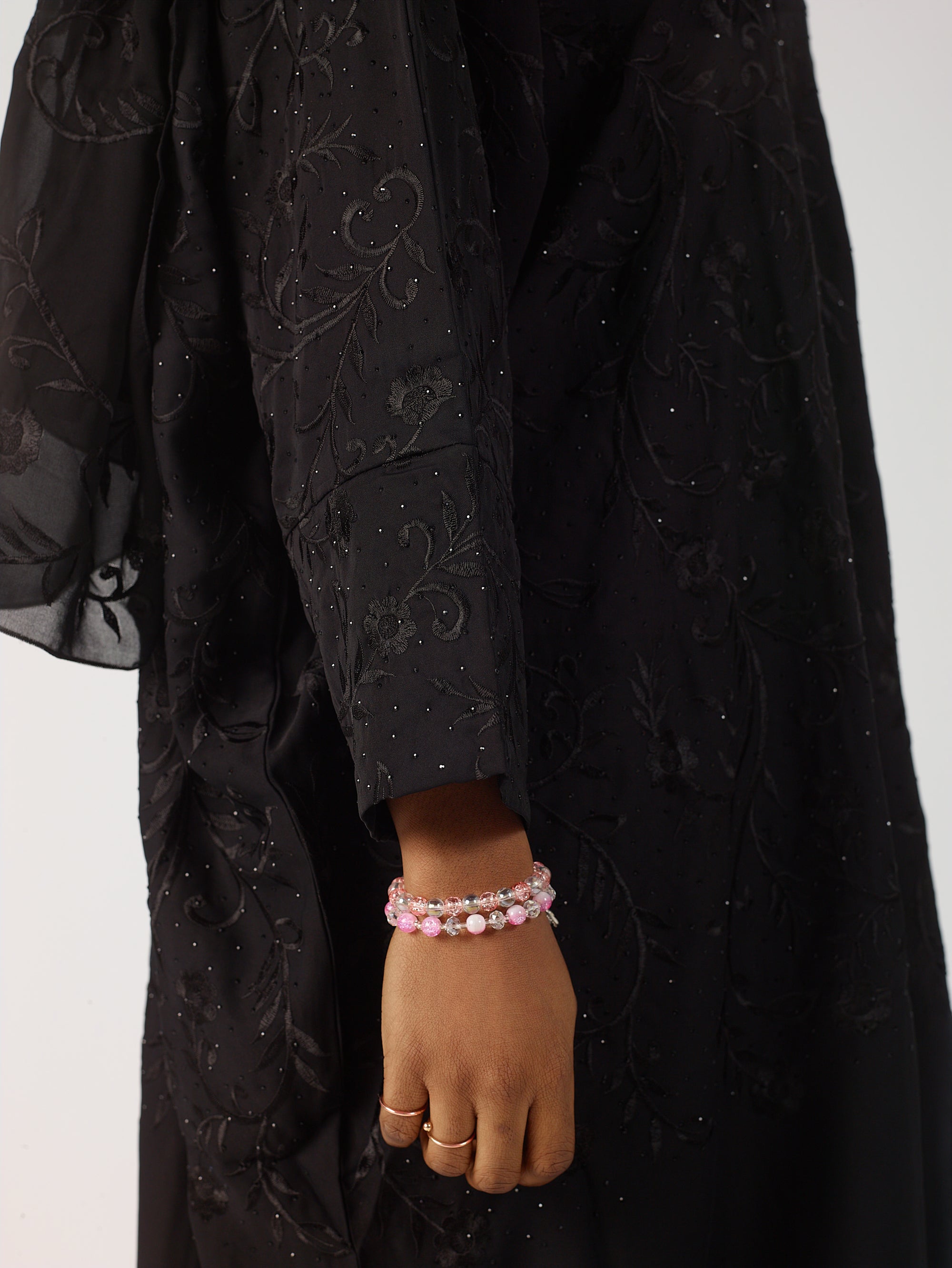 Ayaan open abaya