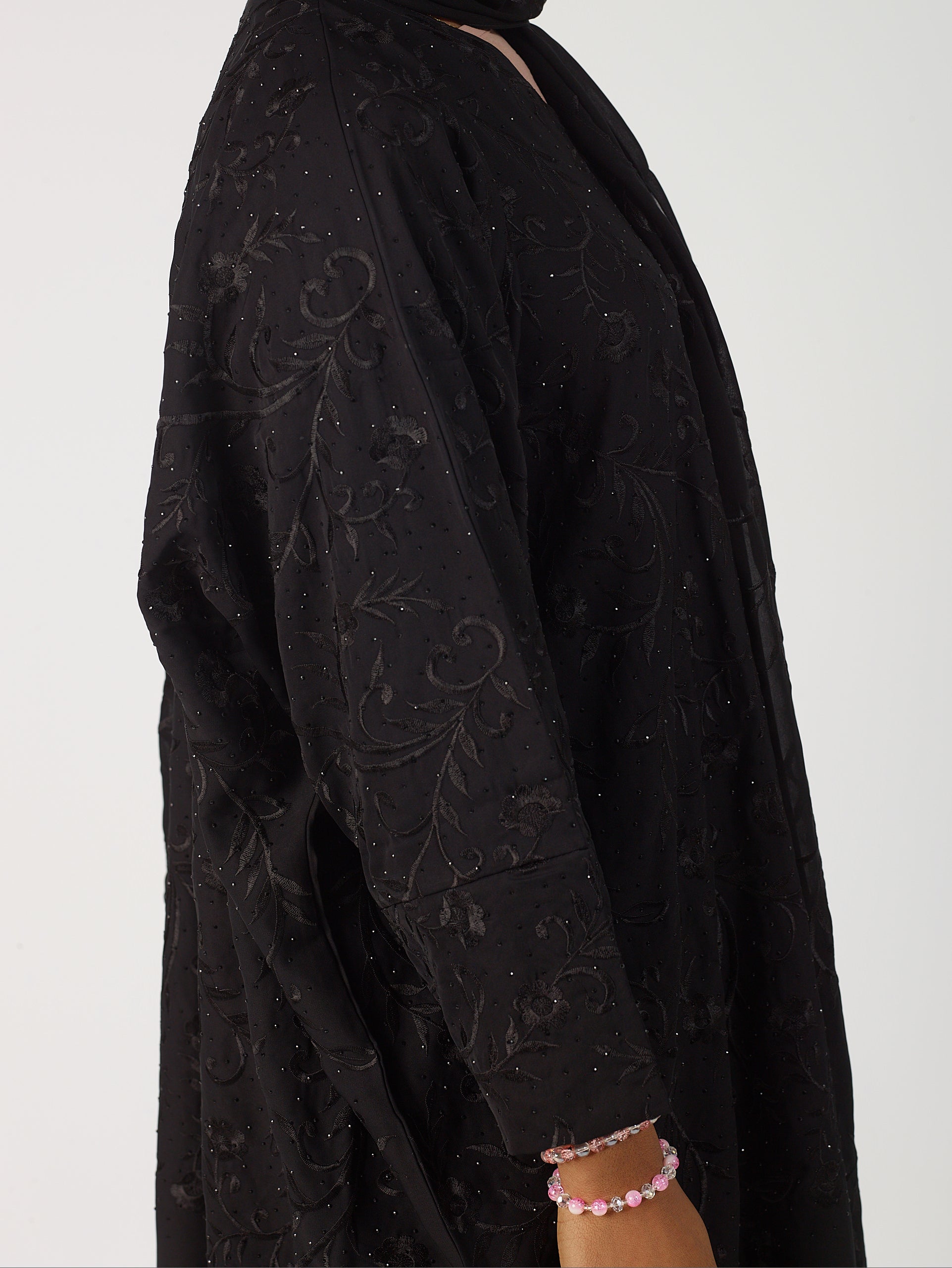 Ayaan open abaya