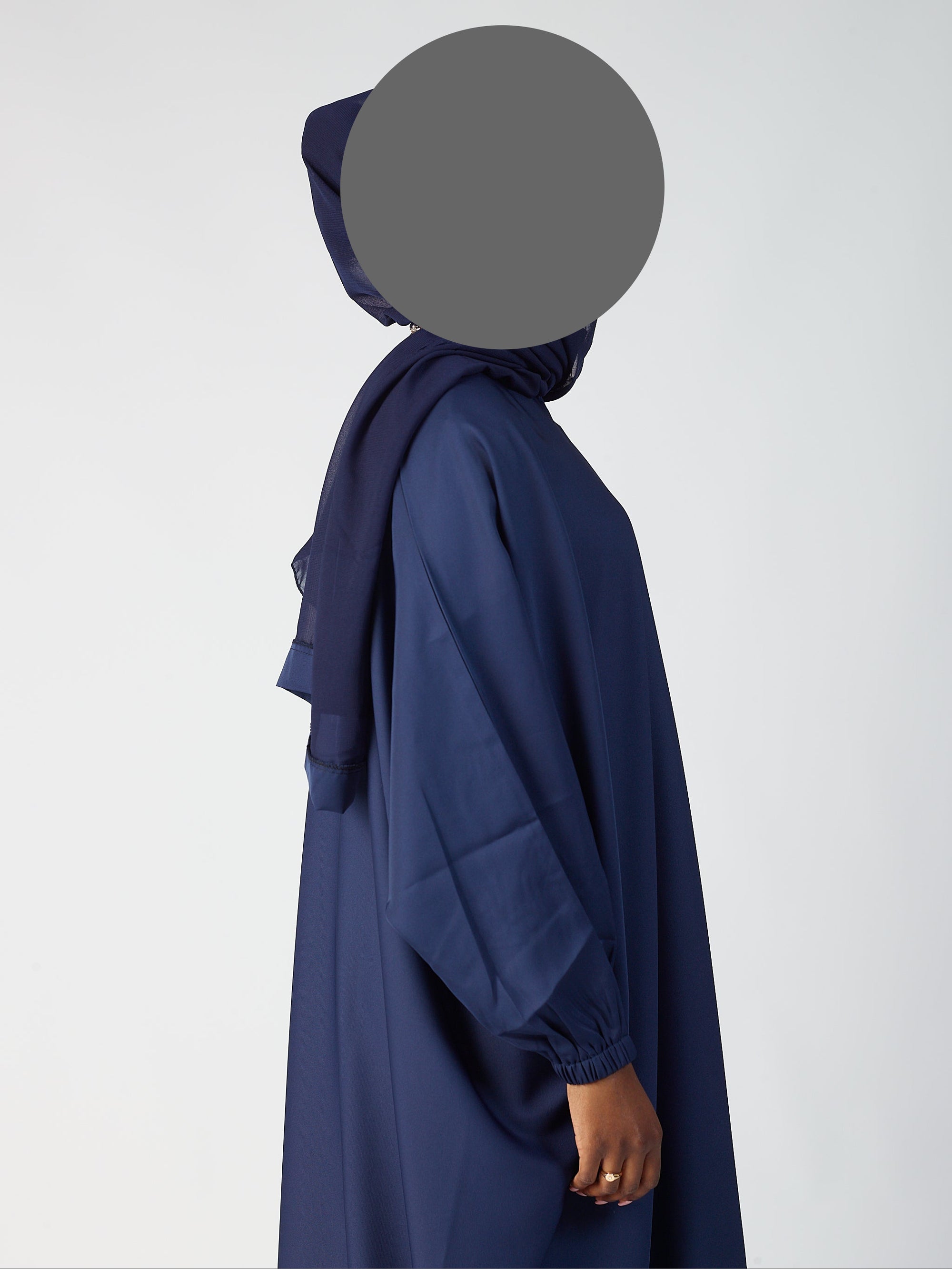 Batwing Closed abaya - cuff sleeve
