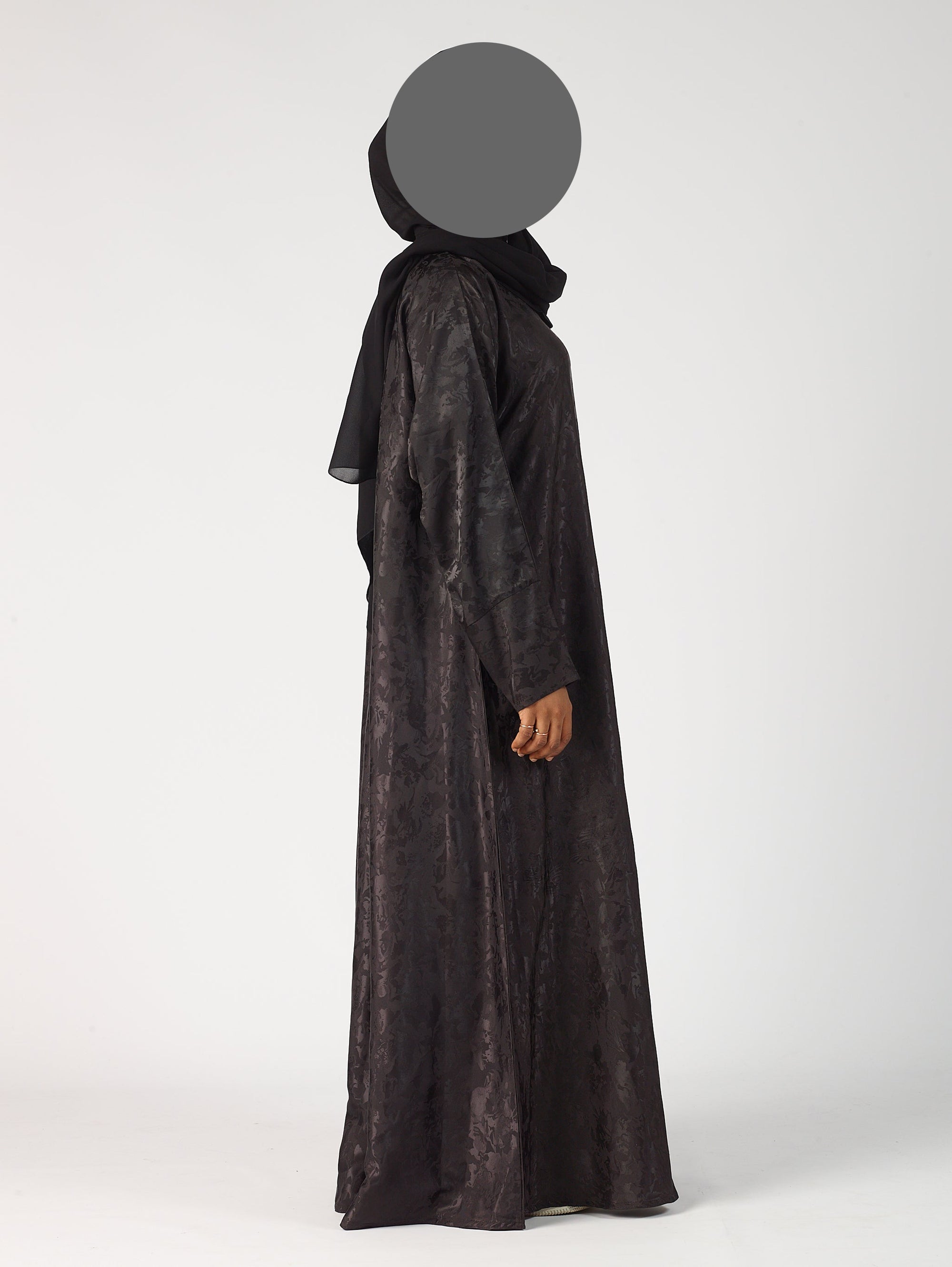 Yalina open abaya