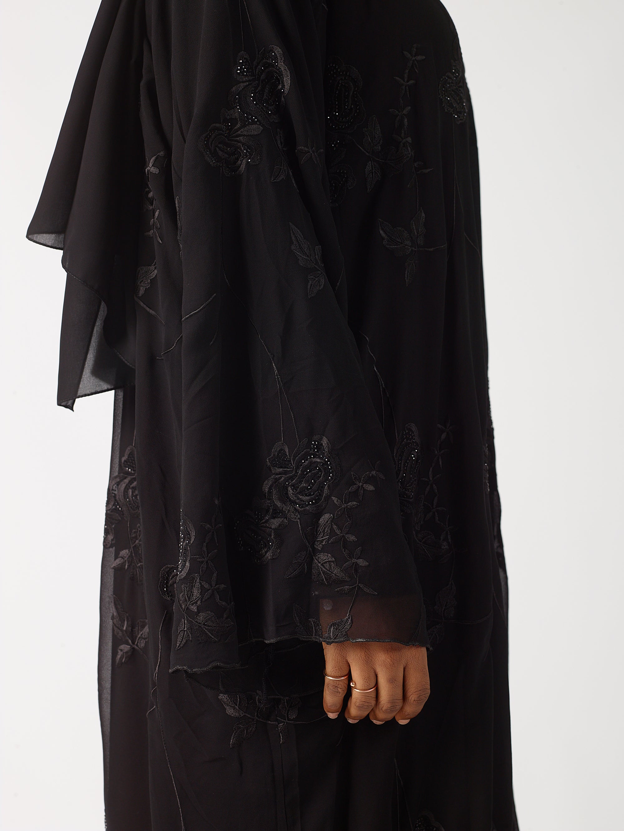 Ramla open abaya