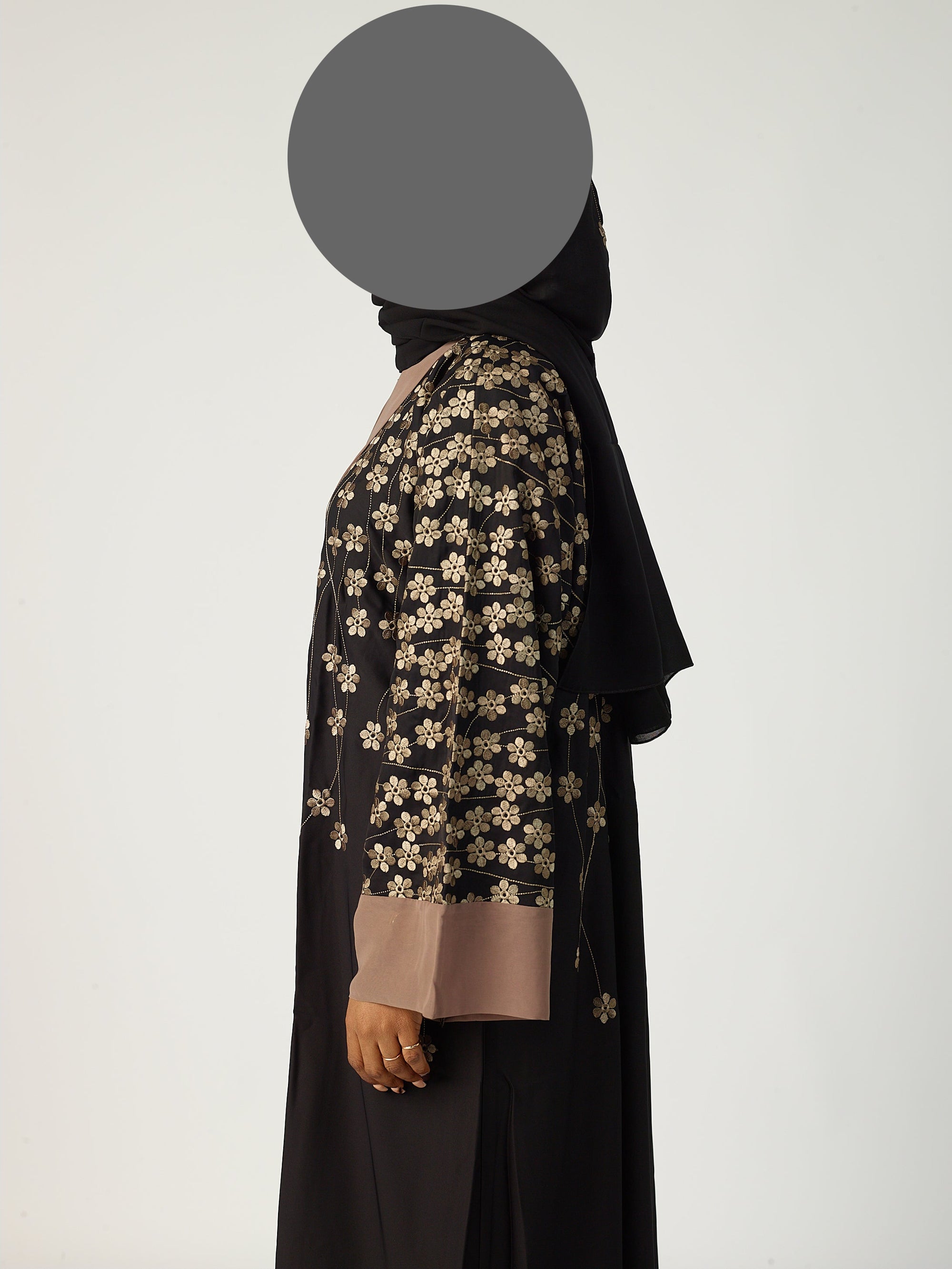 Masooma abaya