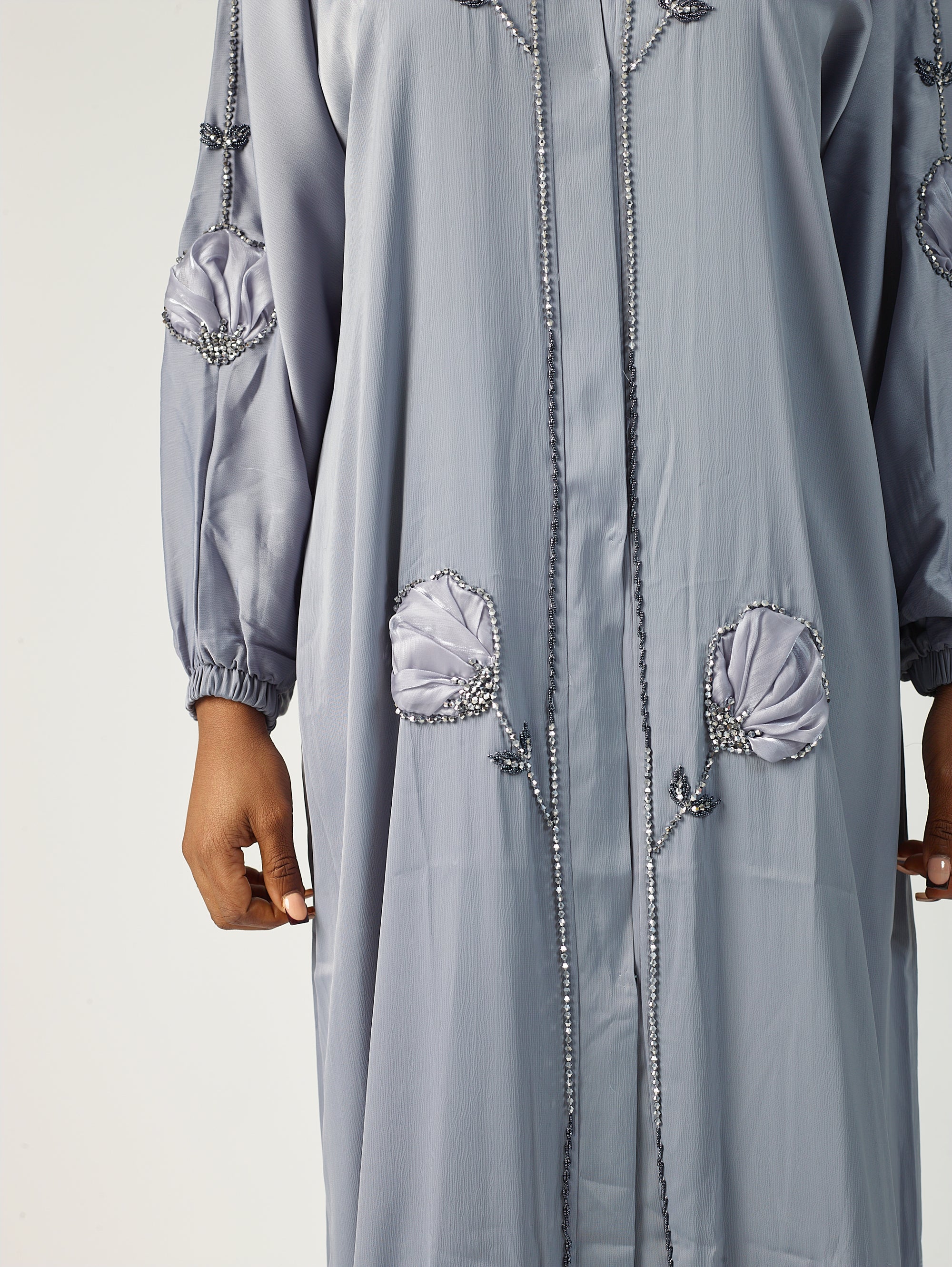 Aabidah abaya