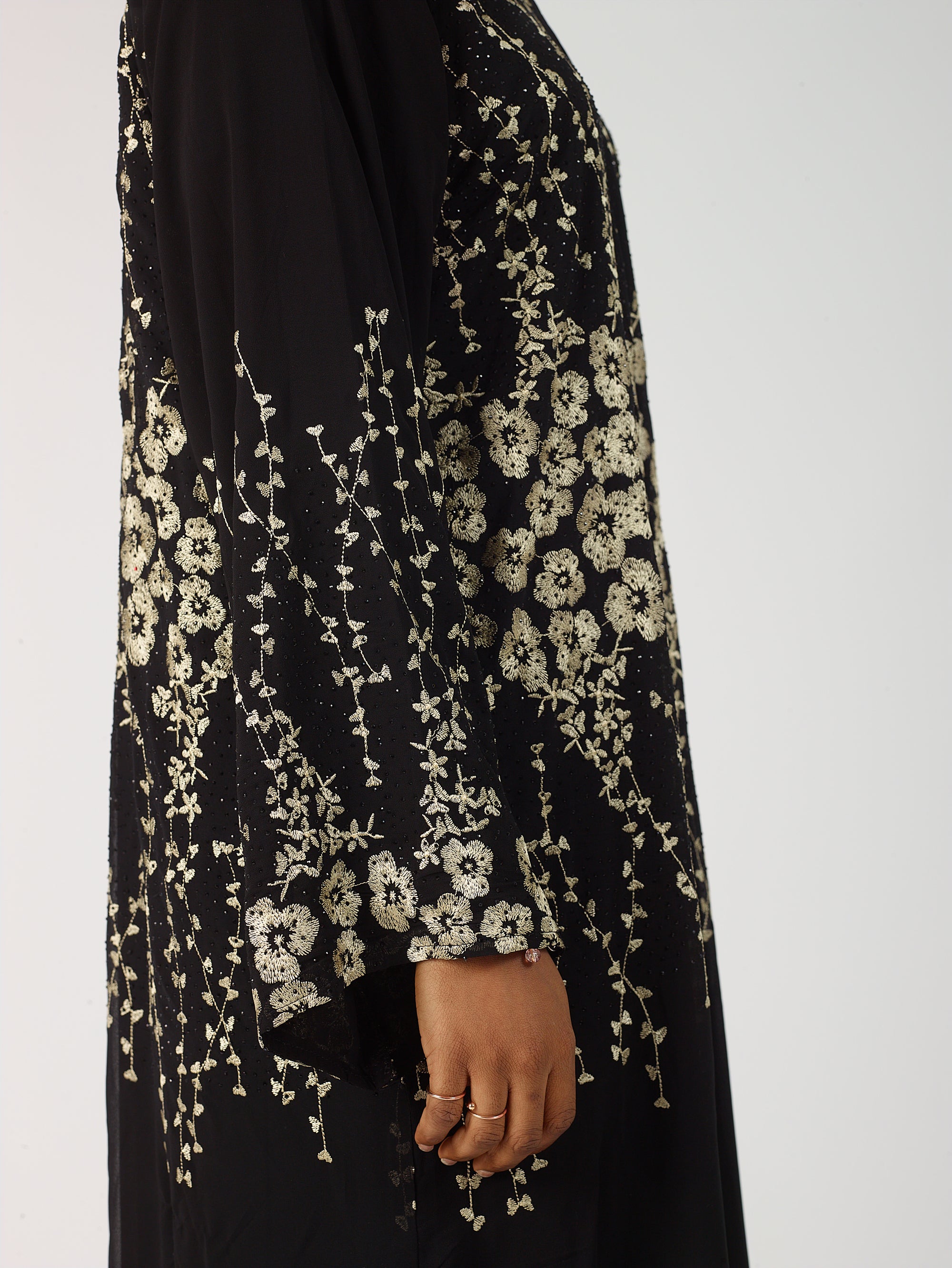 Nadia open abaya