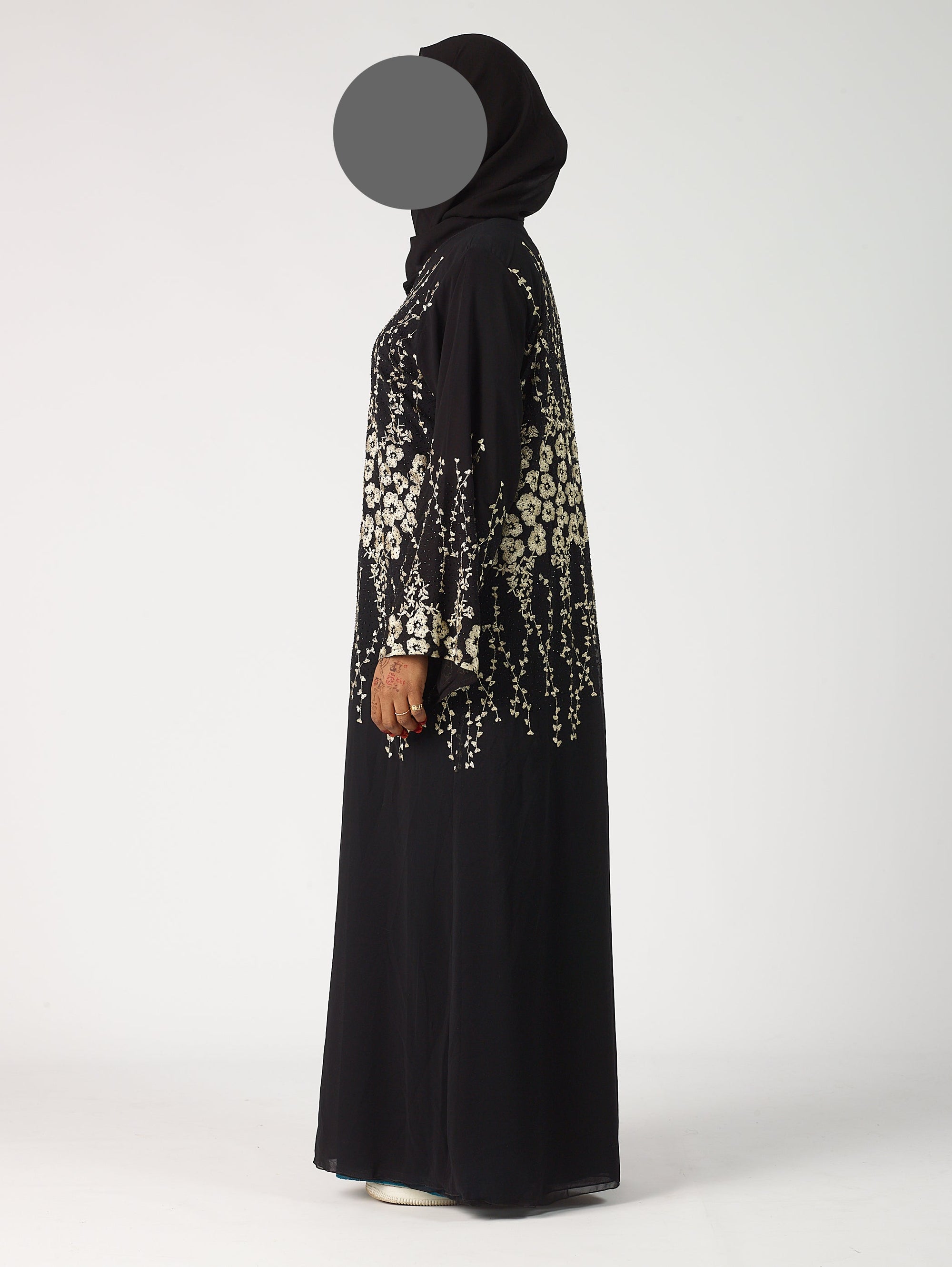 Nadia open abaya