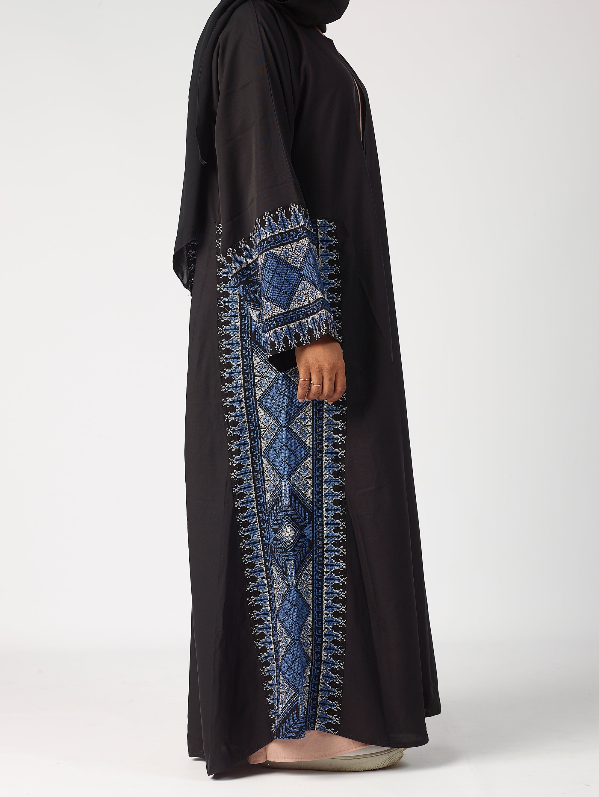 Sihaam open abaya