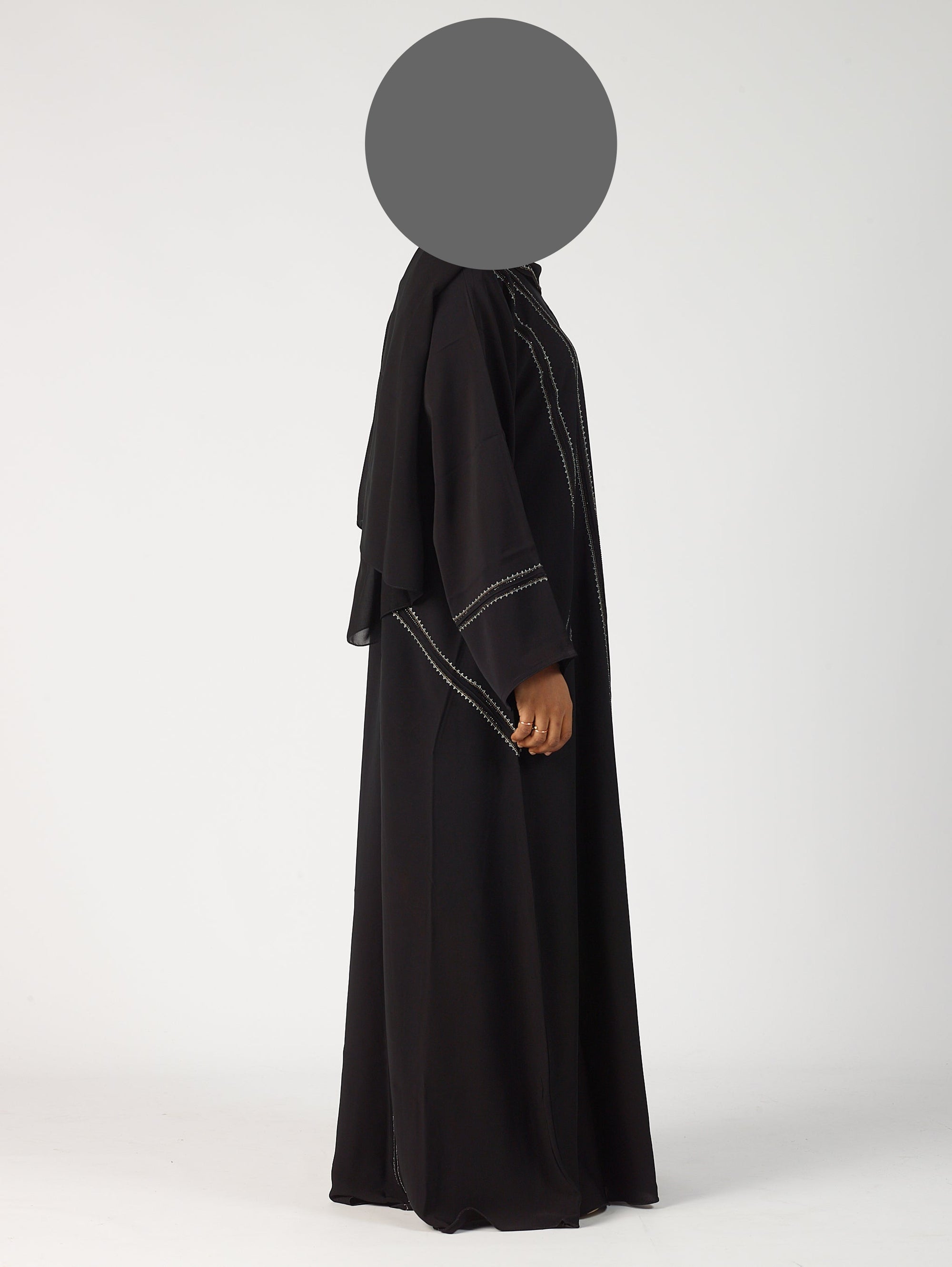 Zara closed abaya