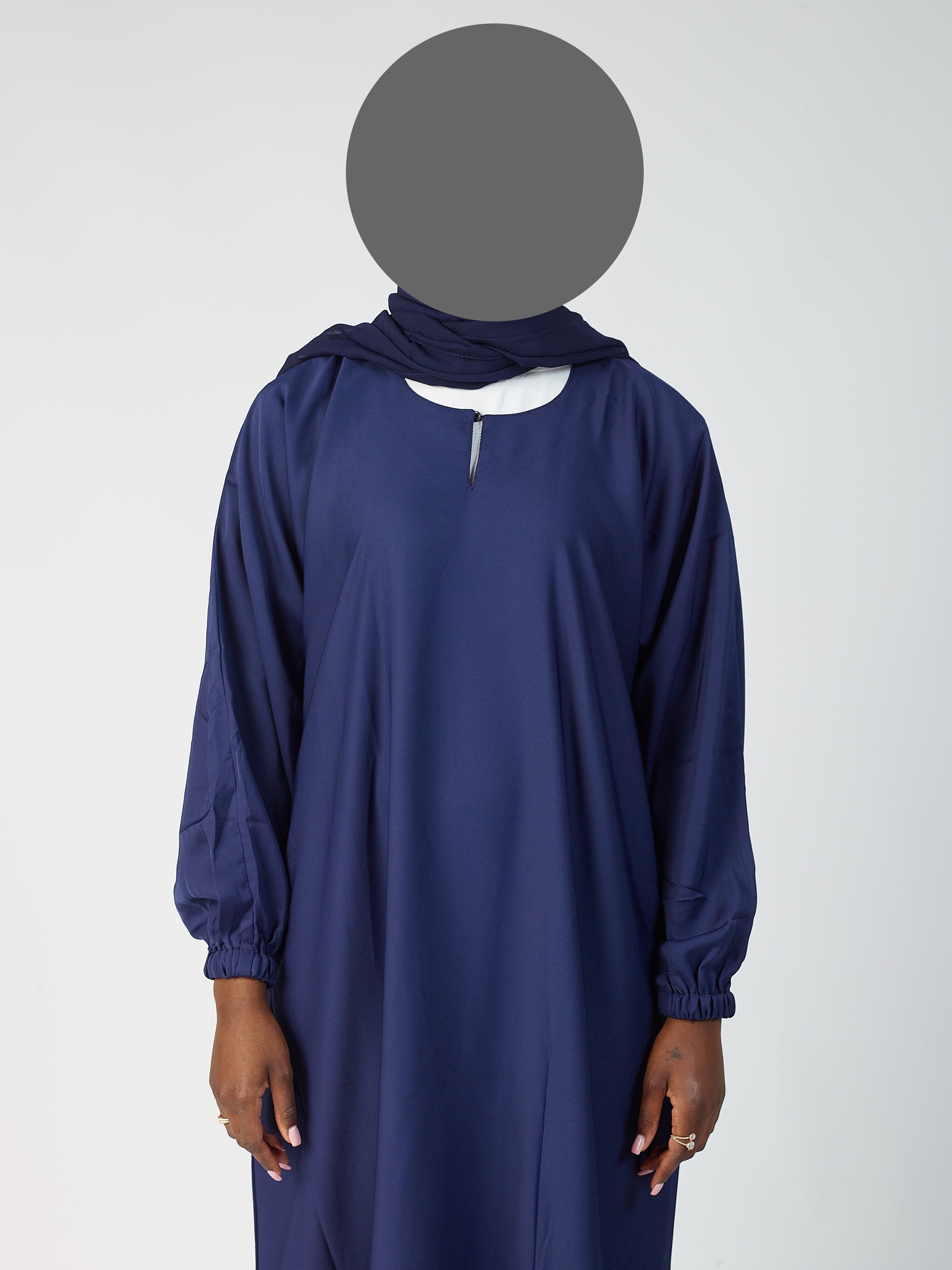 closed abaya  - Cuff sleeve