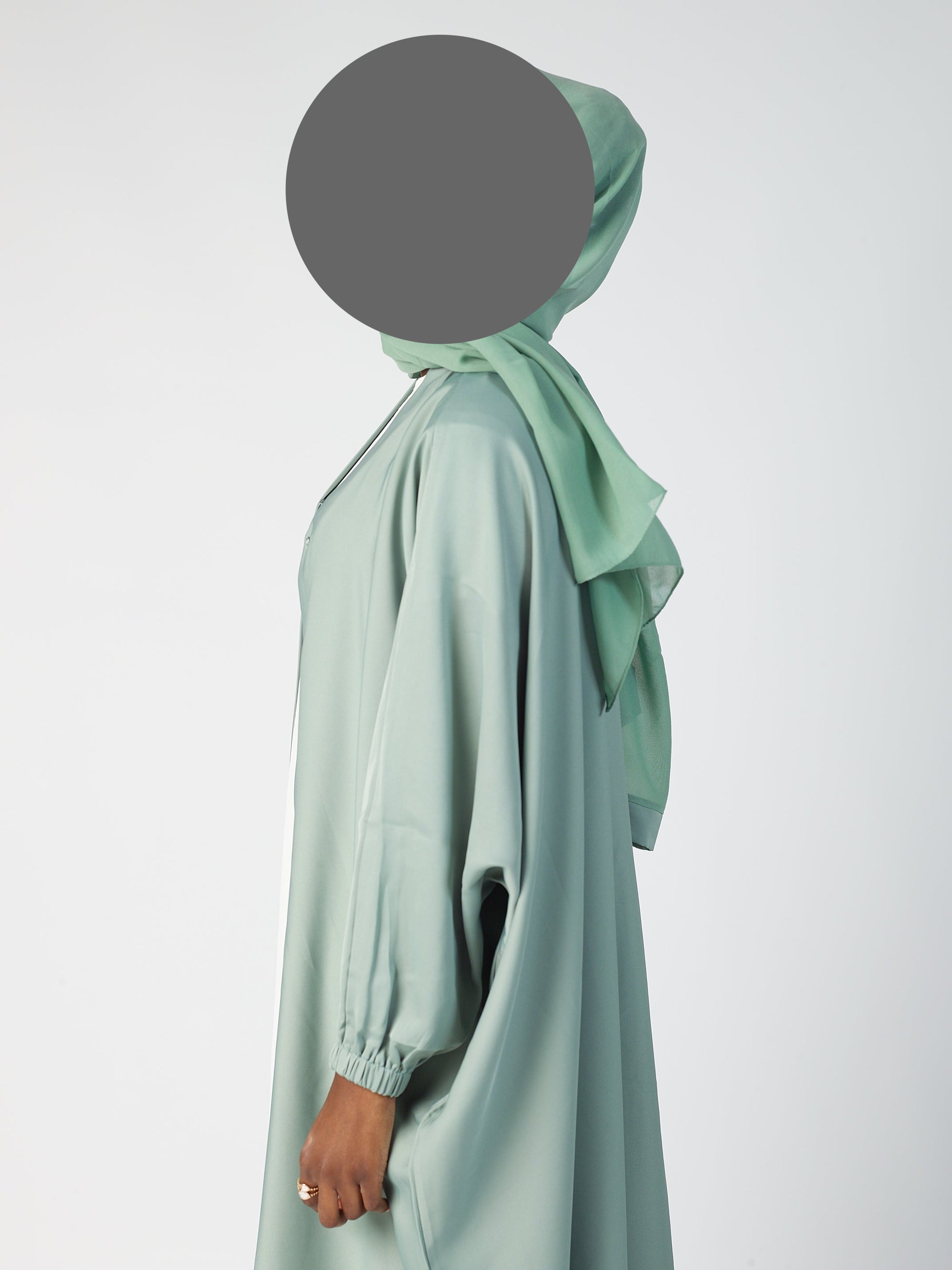 Batwing Open Abaya - Cuff sleeve