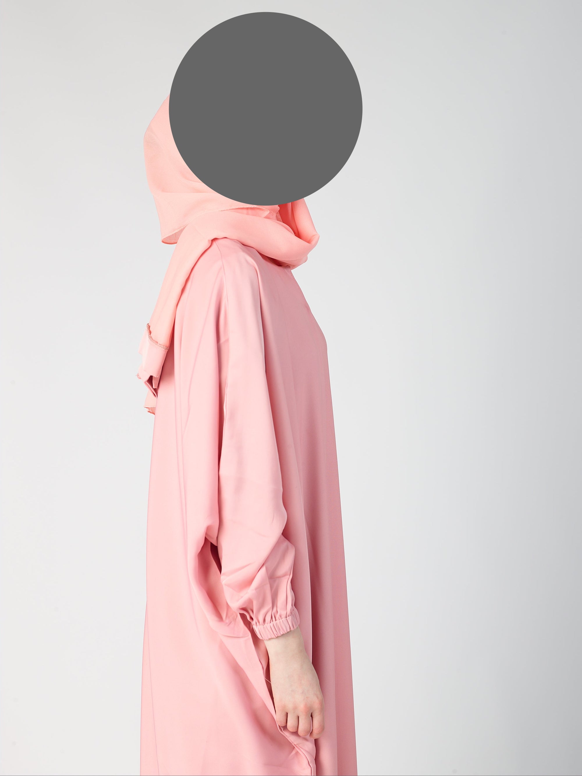 Batwing Closed abaya - cuff sleeve