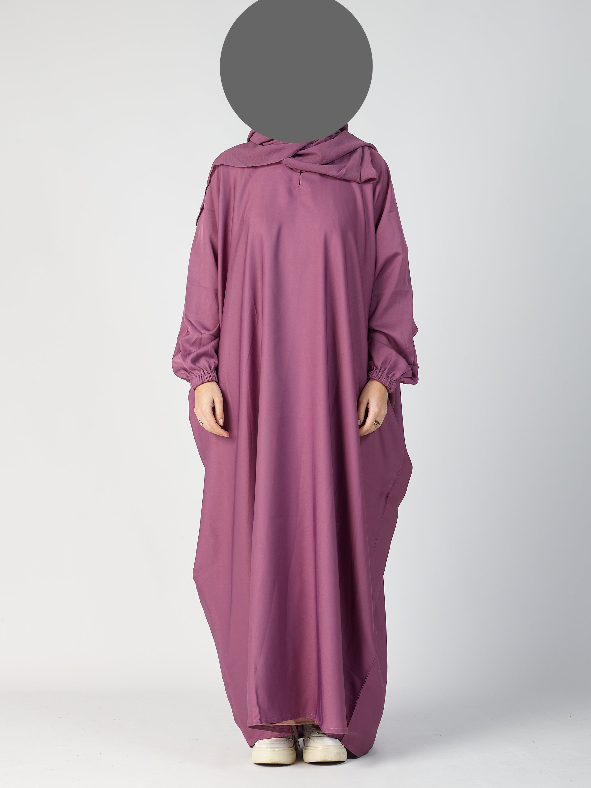 Batwing Closed abaya - cuff sleeve
