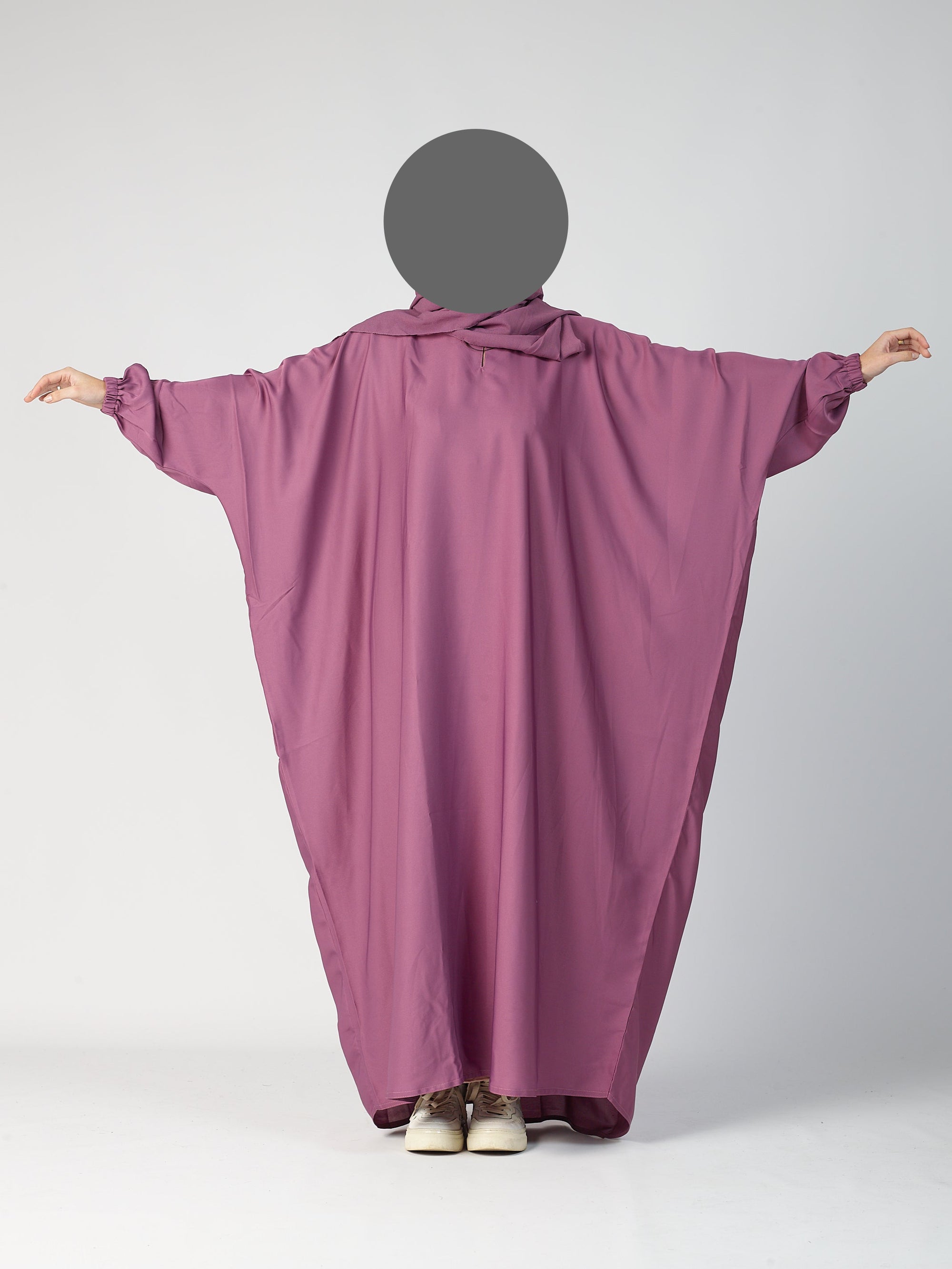 Batwing Closed abaya - cuff sleeve