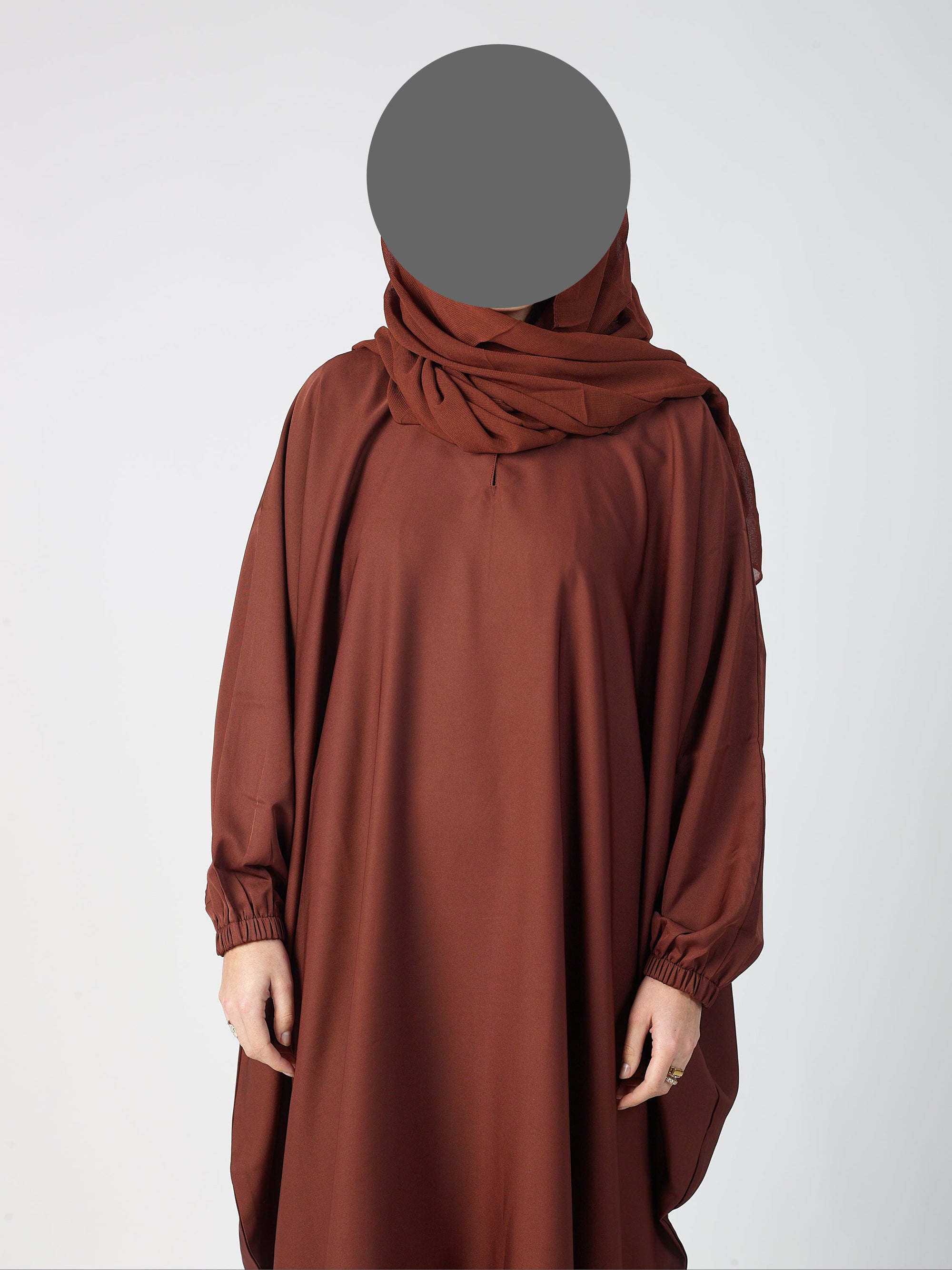 Batwing Closed abaya - cuff sleeve