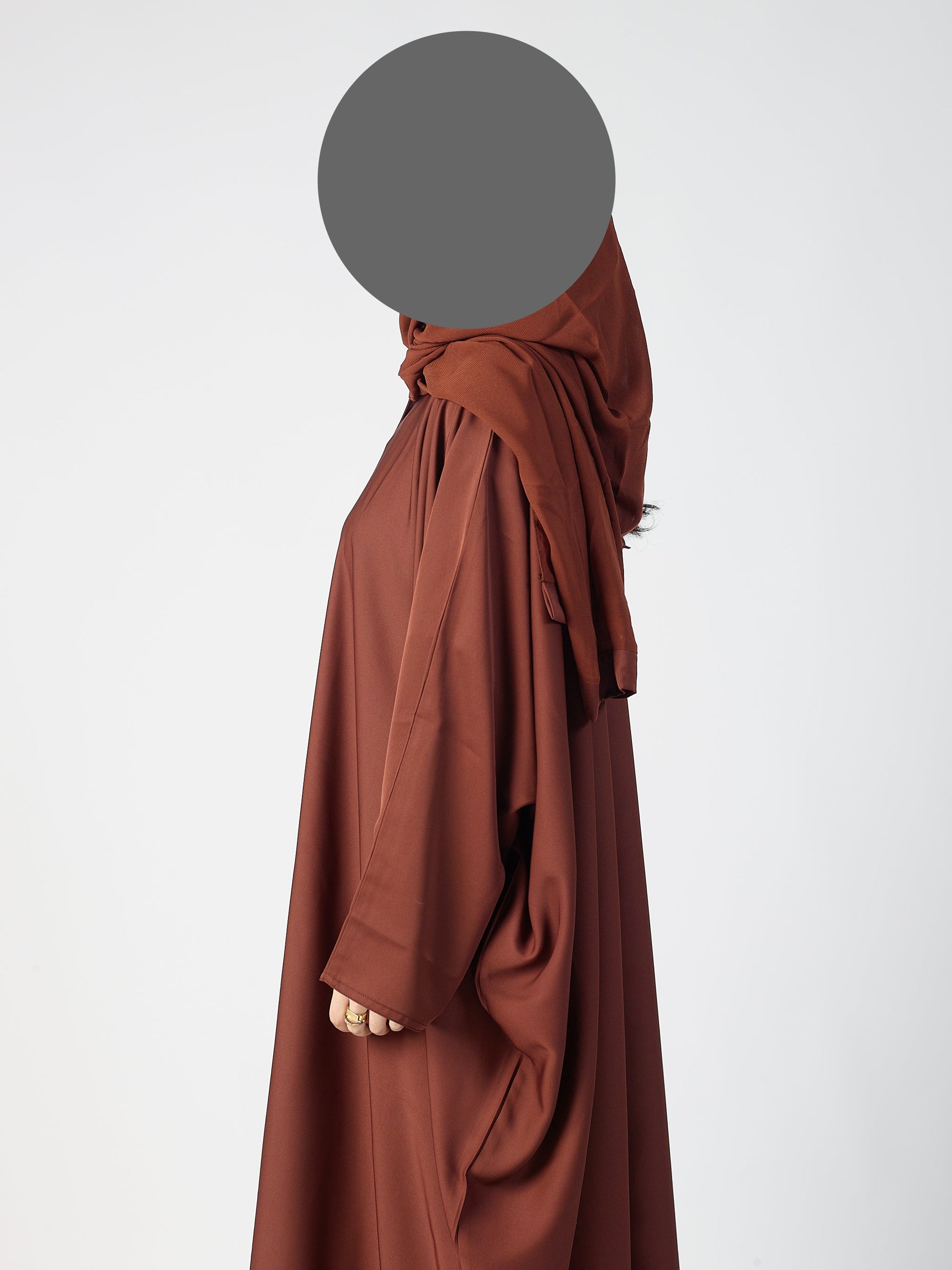 Batwing Closed abaya - Wide sleeve