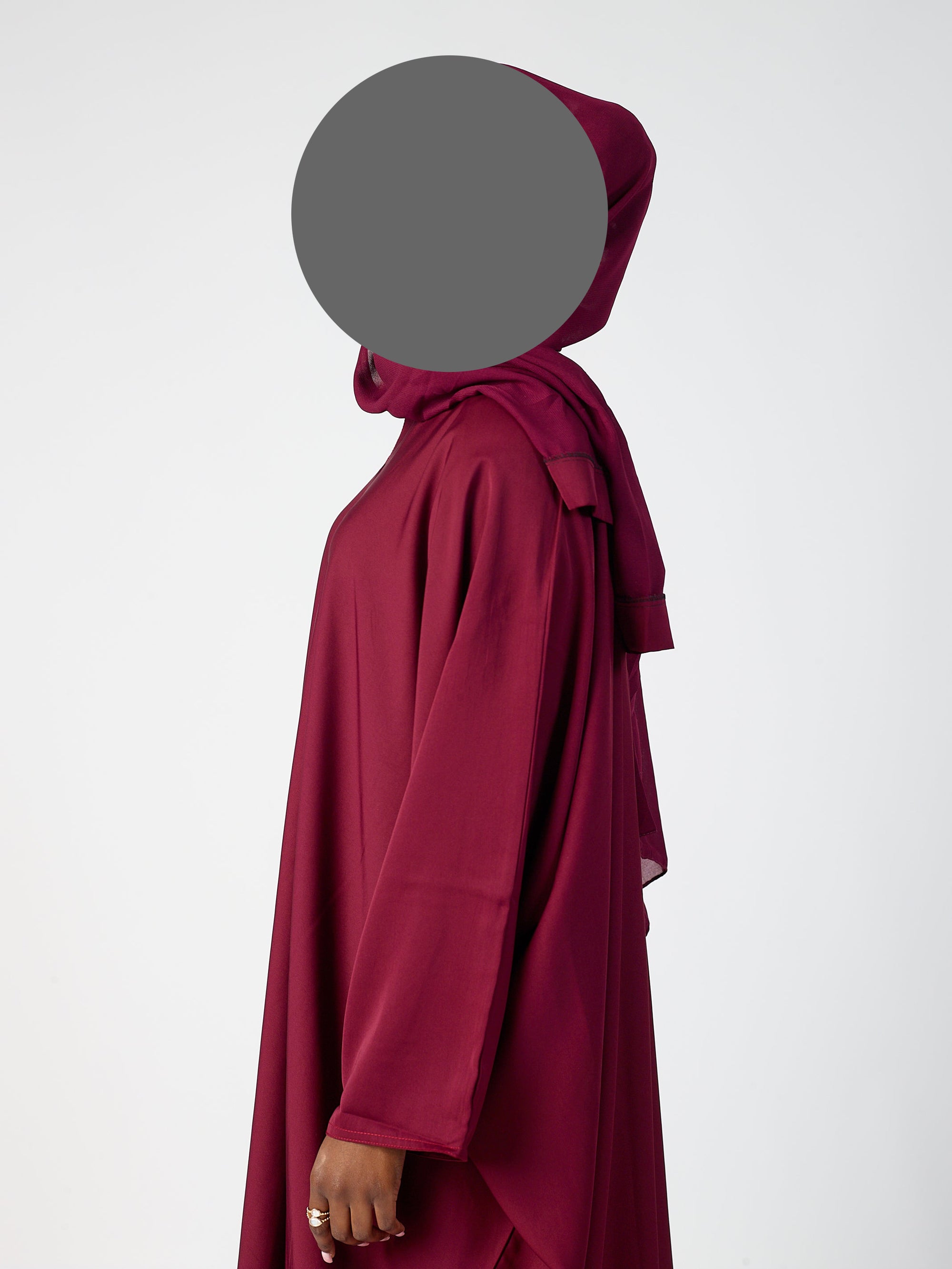 Batwing Closed abaya - Wide sleeve