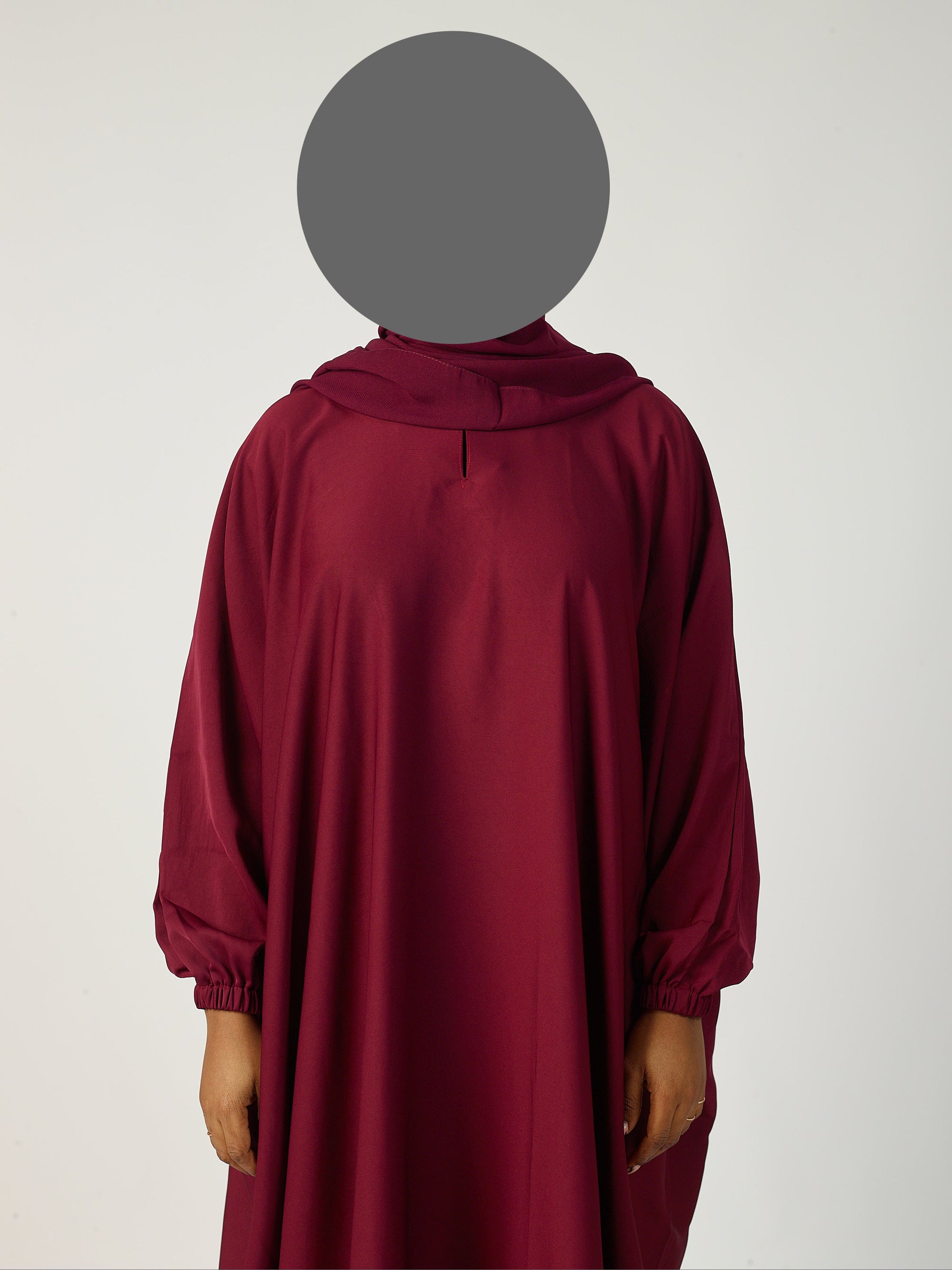 Batwing Closed abaya - cuff sleeve
