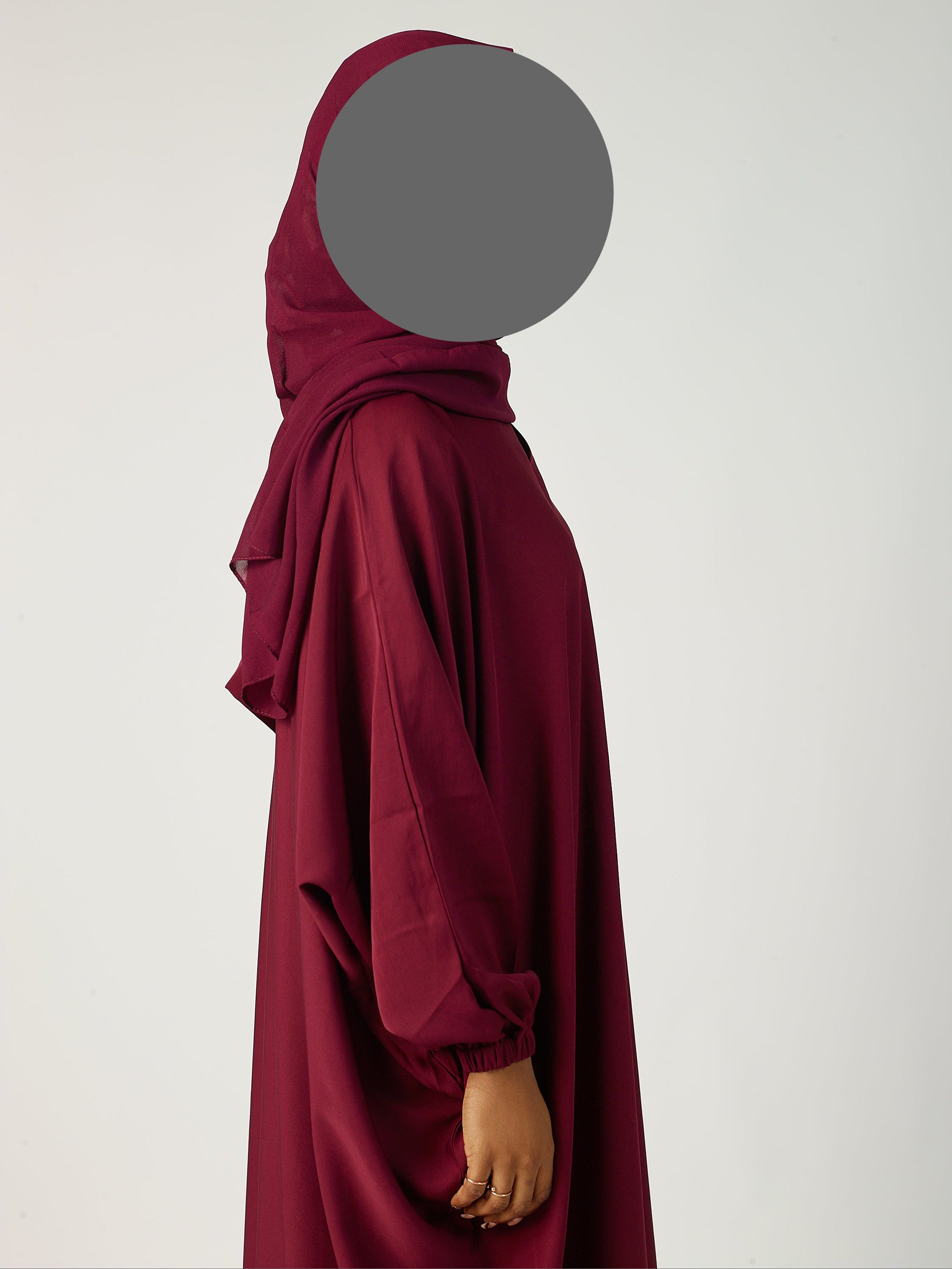Batwing Closed abaya - cuff sleeve