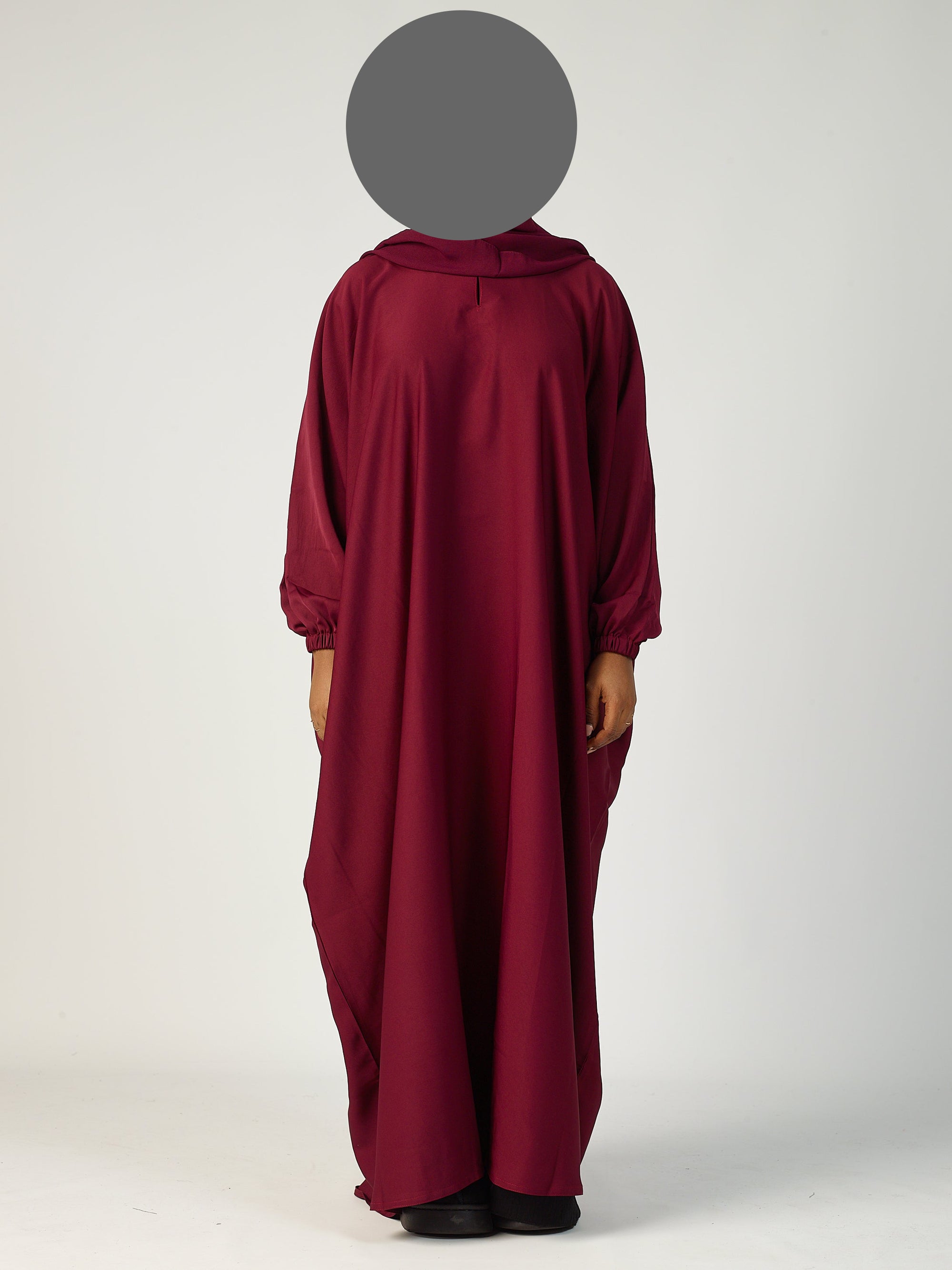 Batwing Closed abaya - cuff sleeve